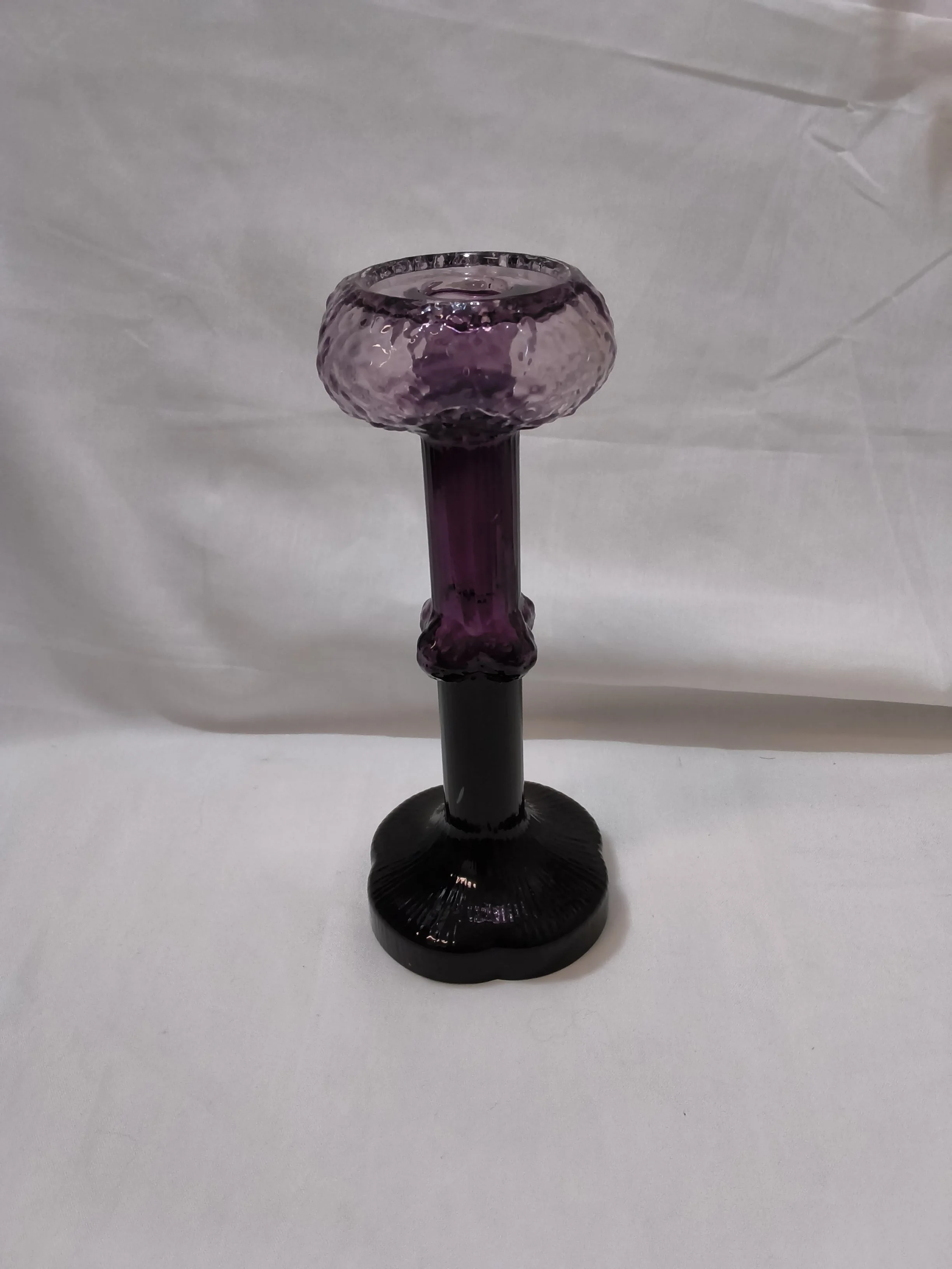 Kumela - Violetti pahka - käpy - kääntömaljakko