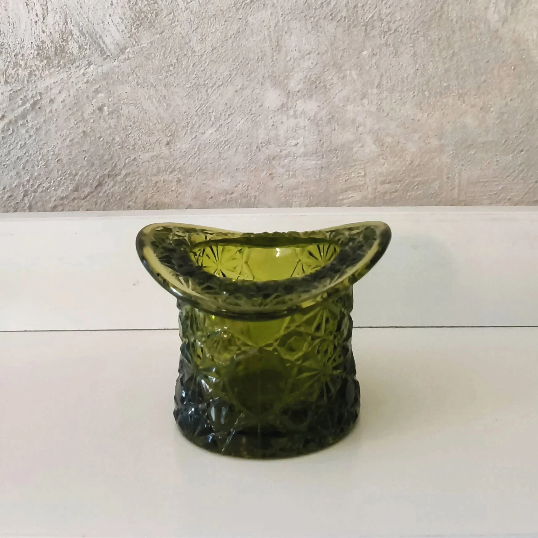 Fenton+Glass+vihre%C3%A4+lasinen+koriste+esine.jpg