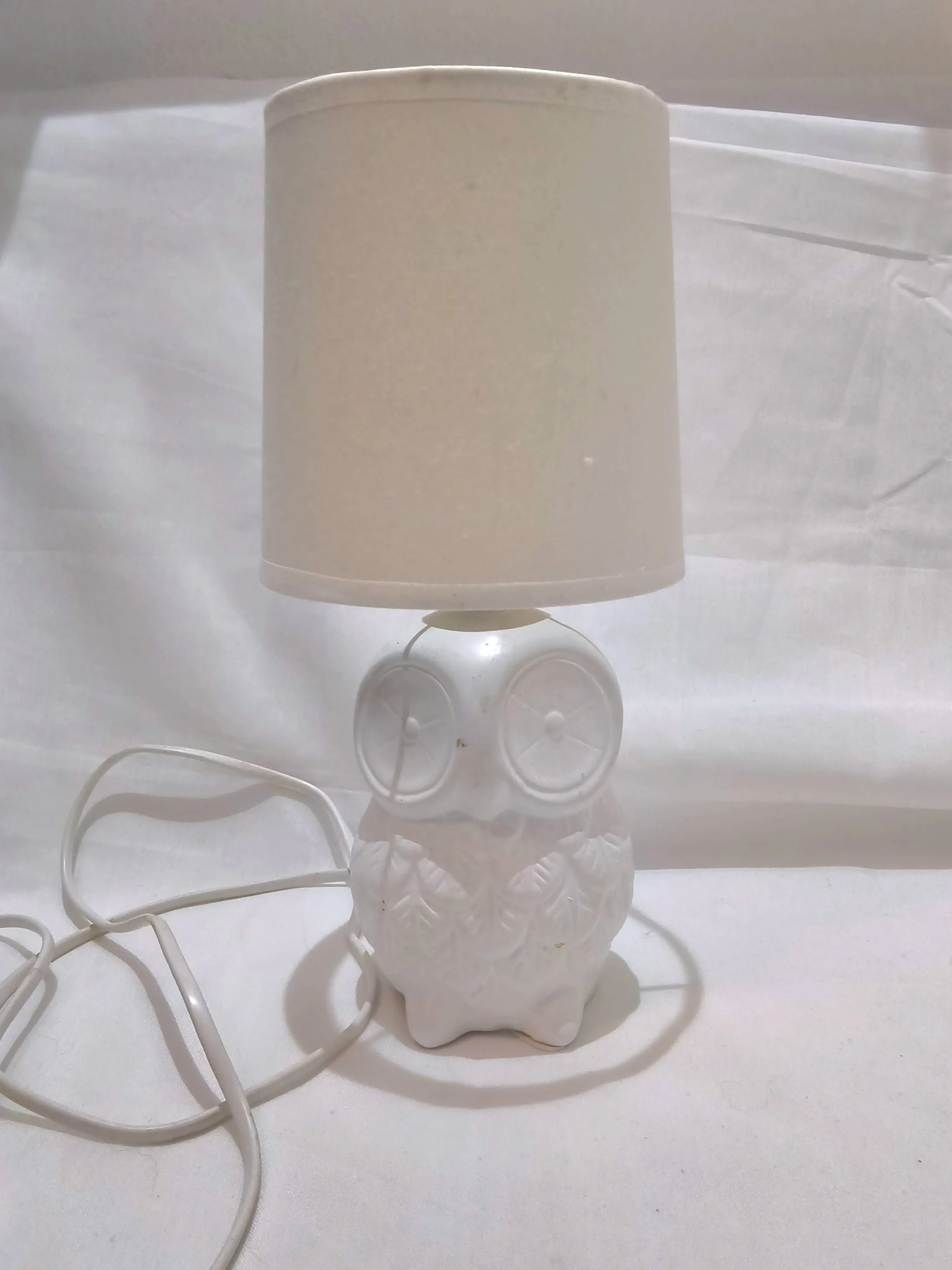 Pöllö pöytävalaisin