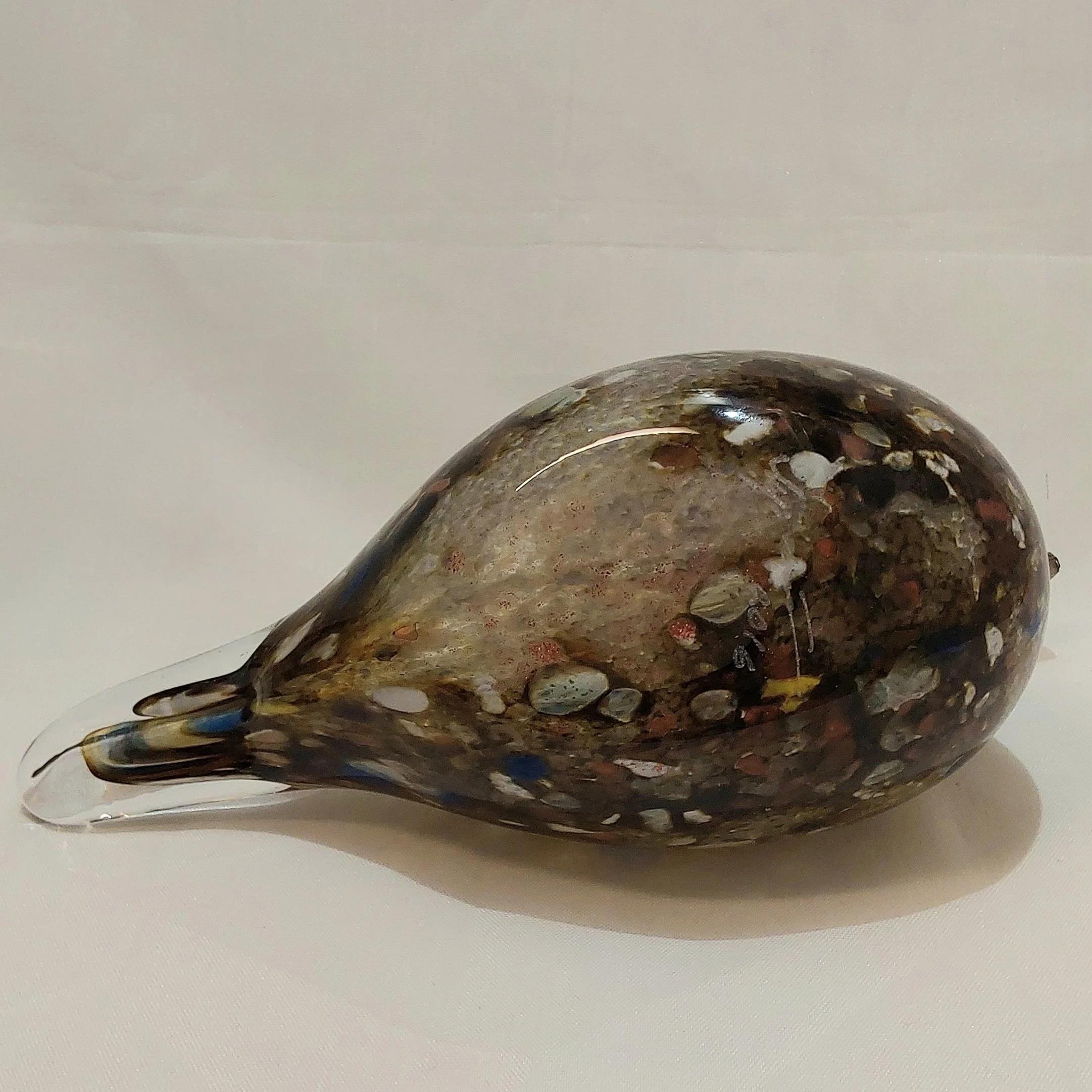 Lasilintu, monivärinen, (Signeerattu, Asmo Uutela)