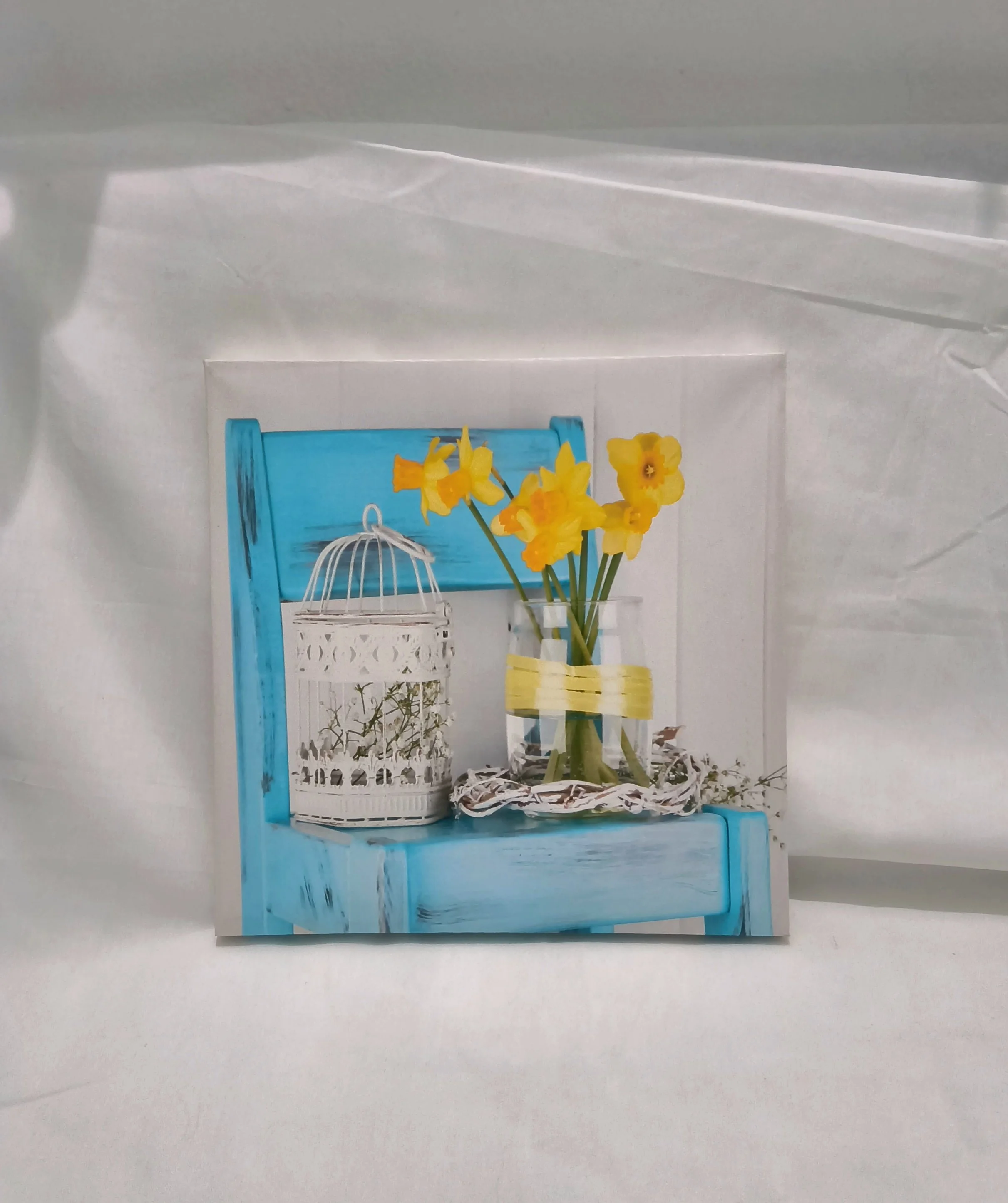 Keväinen sisustustaulu