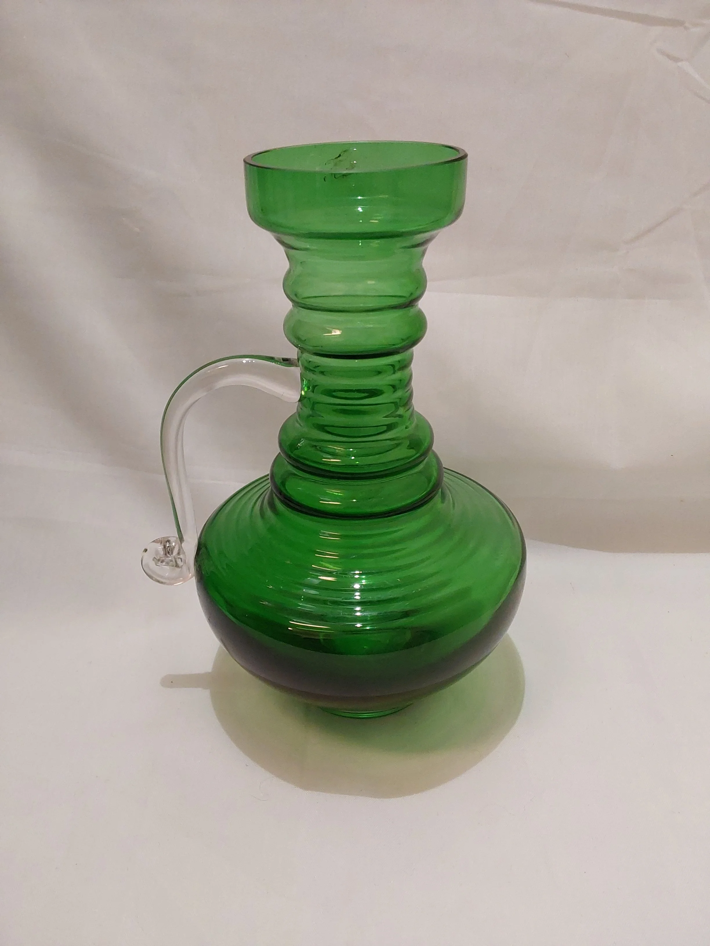 Tamara Aladin - Kleopatra maljakko