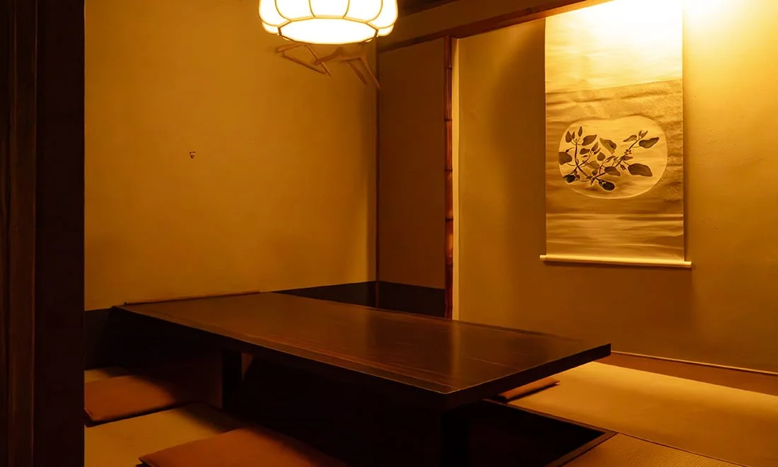 2F (Private Room)