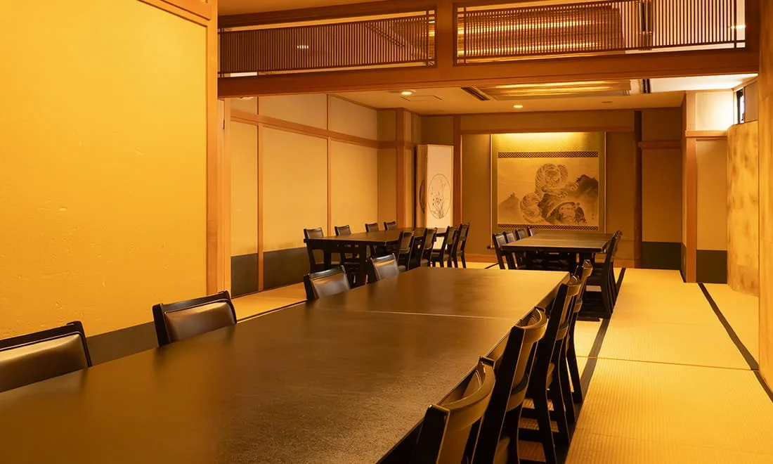 3F (Large Private Room)