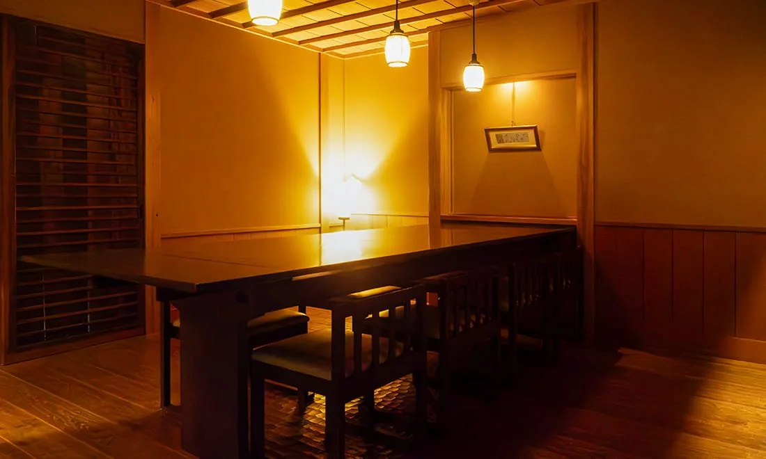 2F (Private Room)