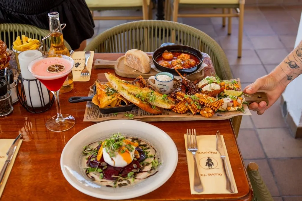 El Patio 004 resize.JPG