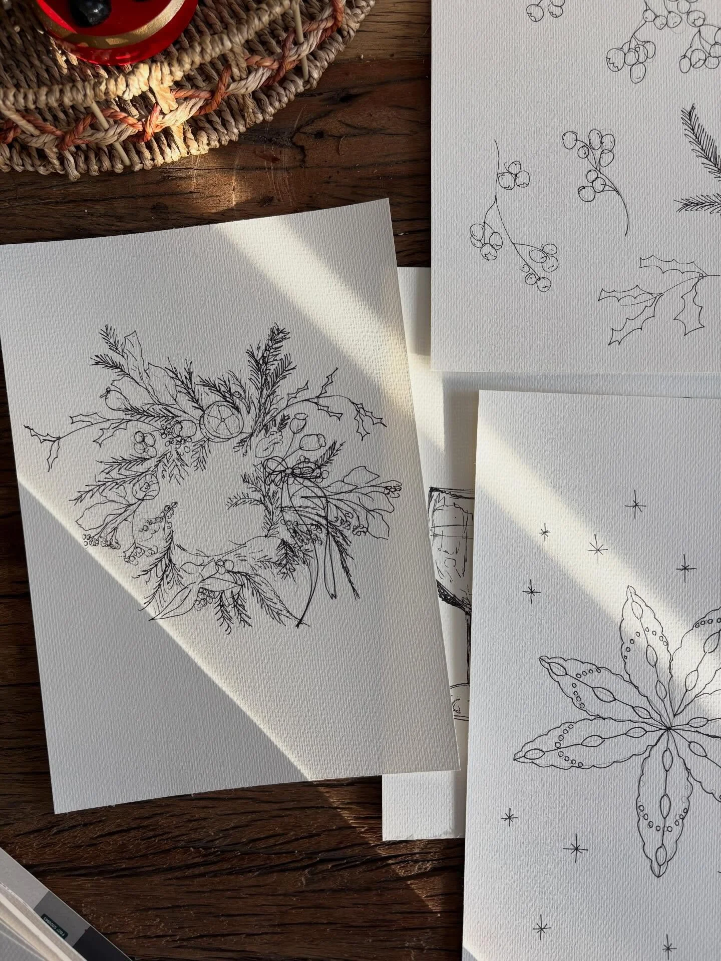 A little photo dump that&rsquo;s also feeding into Pattern No. 9 for Doodles to Designs.

Taking a bit longer while I teach myself Photoshop so I can keep the realism of my watercolour brush strokes 🎨

BTS + WIPs coming soooooooon 🤎

Z x 

#surface