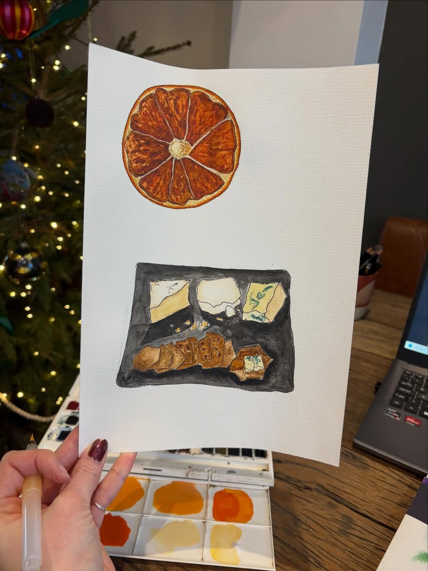 Pulling together more inspiration for Pattern No. 9 🤍

One memory that kept coming back to me was a December birthday spent in Godalming, Surrey - a few nights at @kingsarmsgodalming. Old buildings, cobbled paths, sparkling lights and roaring fires 