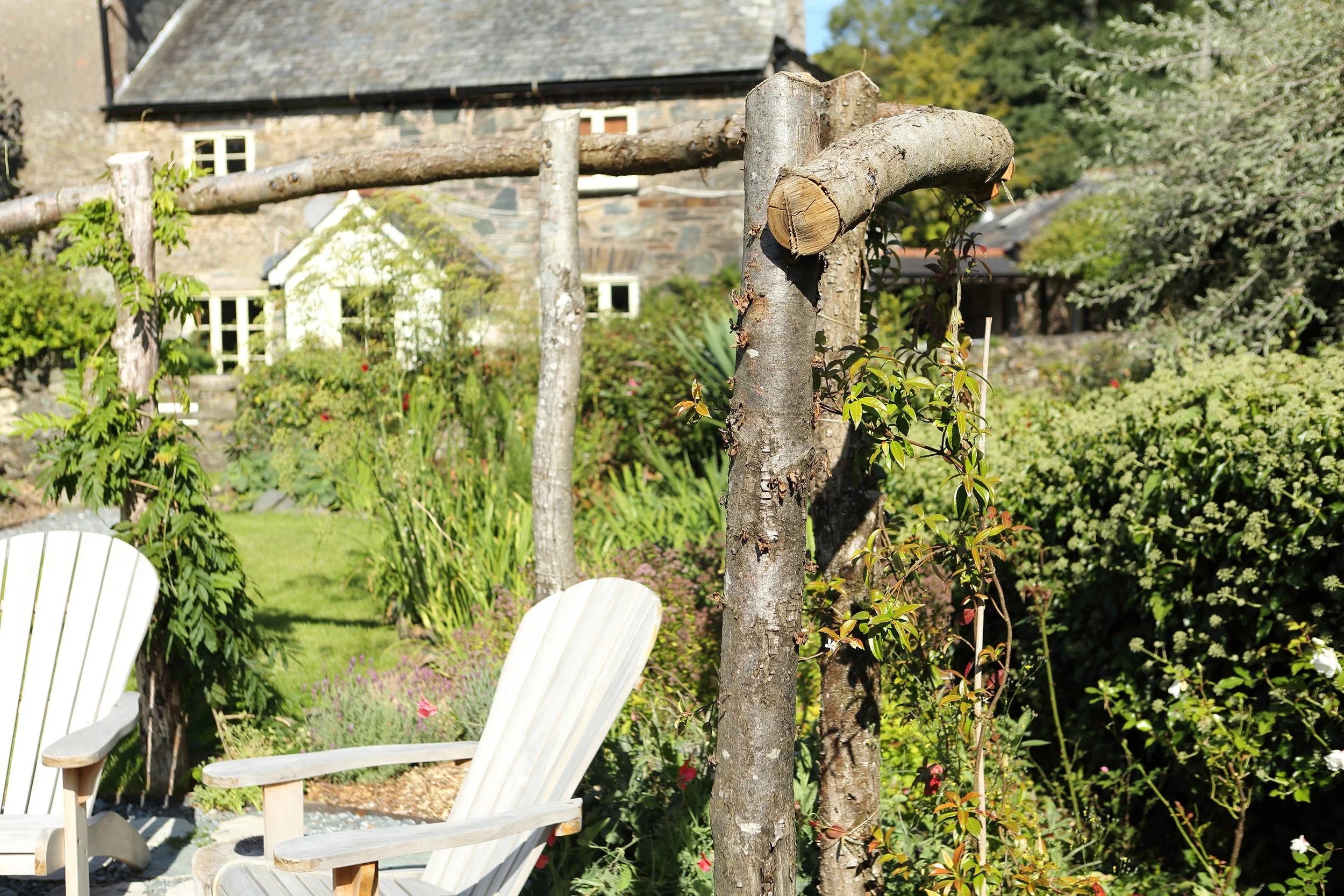 4_Barn_Arbor.JPG