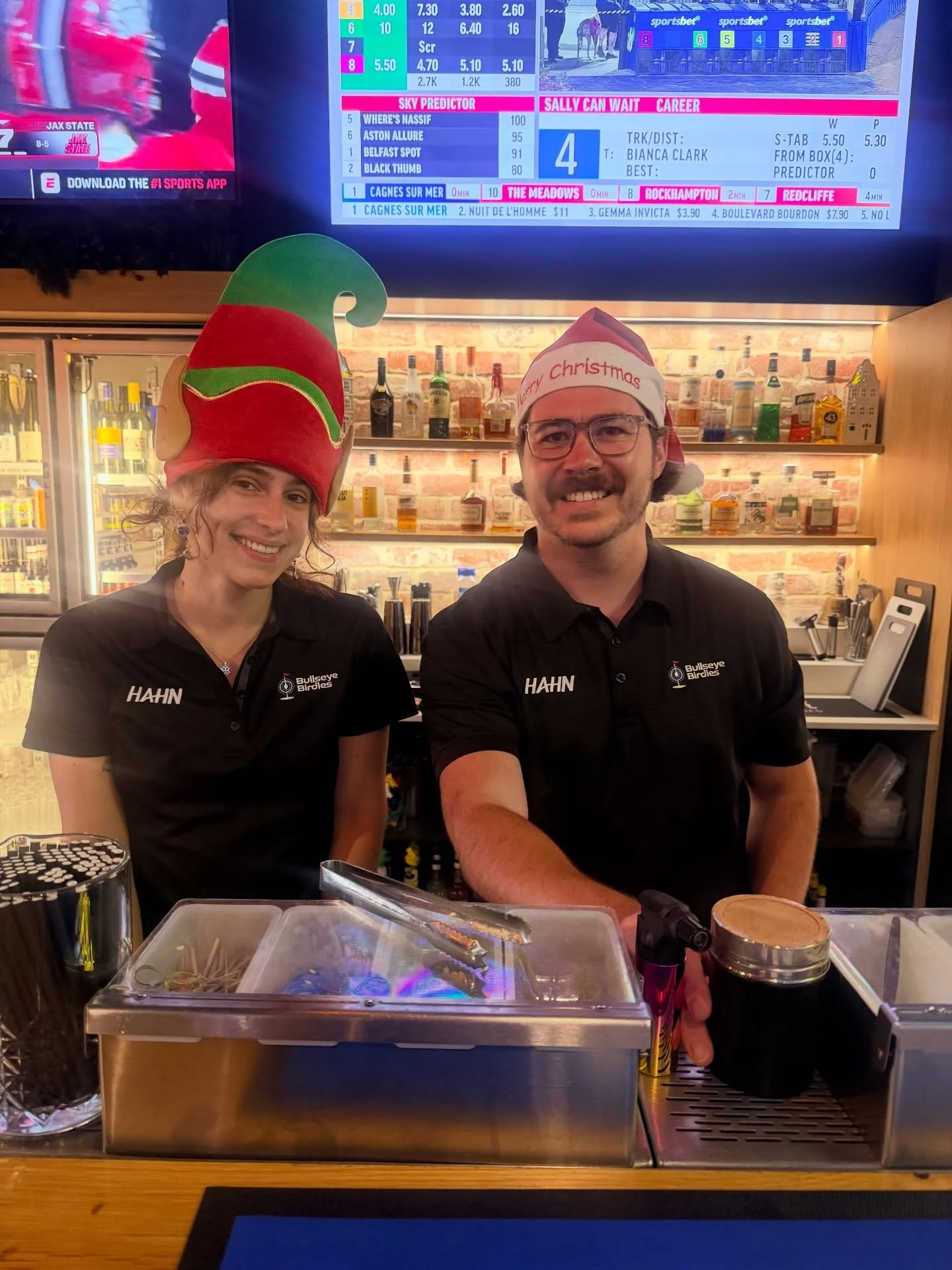 Santa&rsquo;s little helpers are hard at work as the countdown to Christmas begins 🧑&zwj;🎄🎅 @hawkkchan @scottcollinsss 

We are 𝗢𝗣𝗘𝗡 𝟮𝟭𝘀𝘁, 𝟮𝟮𝗻𝗱, 𝟮𝟯𝗿𝗱 &amp; 𝟮𝟰𝘁𝗵 from 11am-10pm 🎄✨

𝗖𝗟𝗢𝗦𝗘𝗗 𝟮𝟱𝘁𝗵 &amp; 𝟮𝟲𝘁𝗵 𝗗𝗲𝗰

S