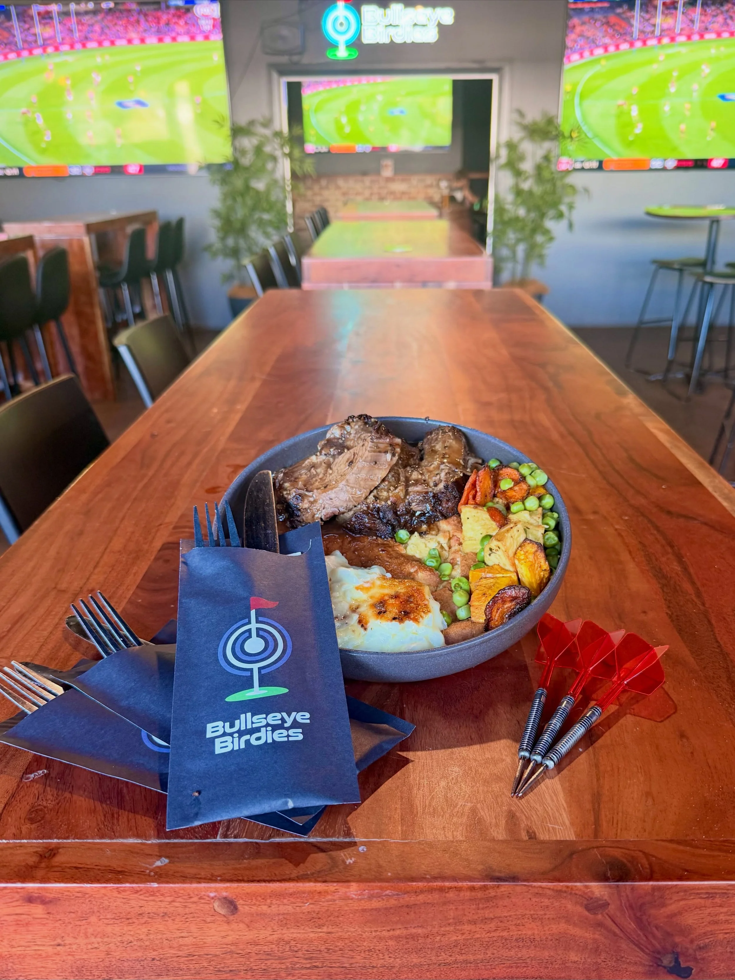 💐 𝗠𝗼𝘁𝗵𝗲𝗿&rsquo;𝘀 𝗗𝗮𝘆 𝗦𝗽𝗲𝗰𝗶𝗮𝗹 💐

Treat Mum to something special with our hearty Mother&rsquo;s Day Roast &amp; a sweet or spicy Margarita 🍽️🍸🙌

SUNDAY ROAST DINNER - $25
🥩 Slice of Roast Beef &amp; Lamb
🥔 Roasted Seasonal Veget