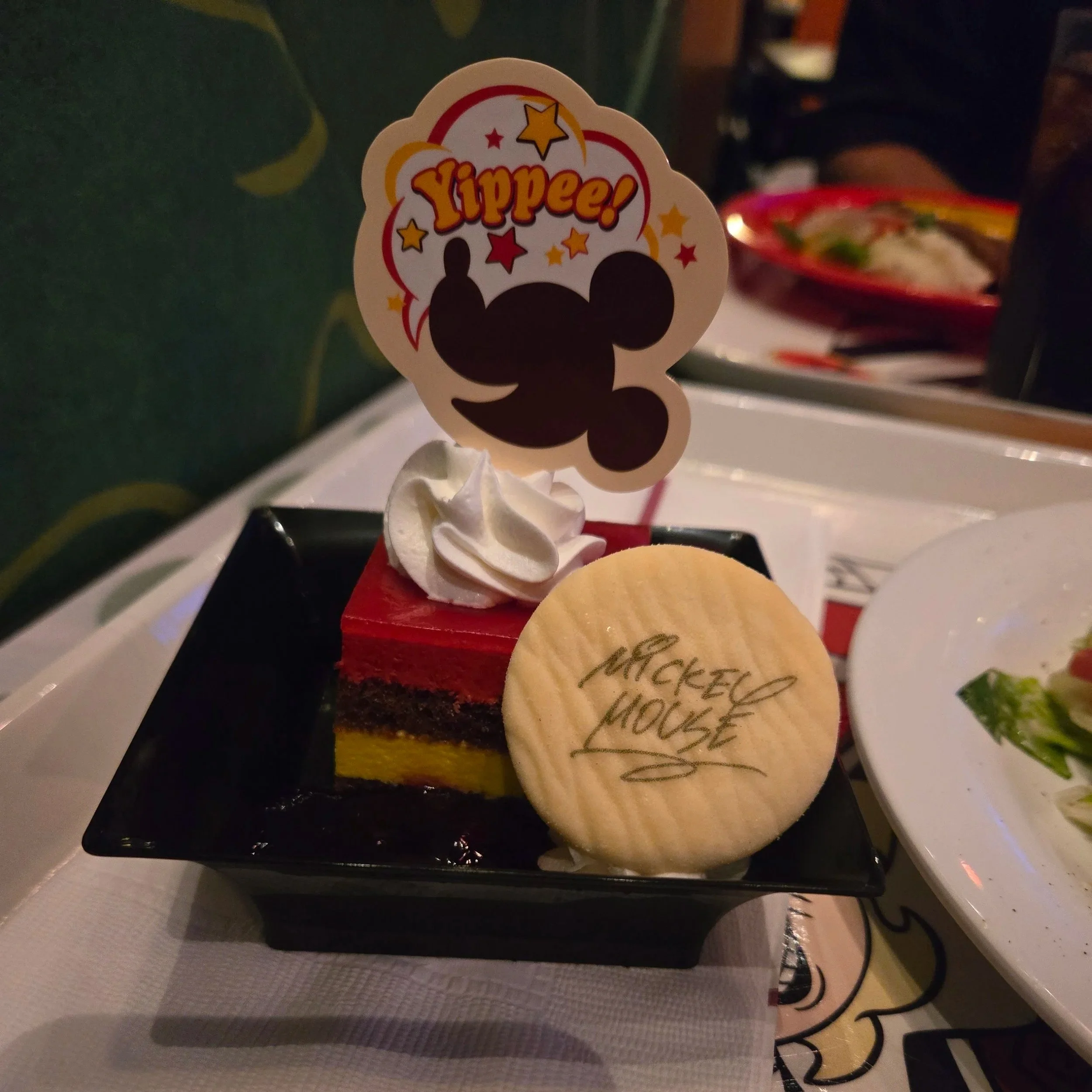 birthday-cake-queen-of-hearts.jpg
