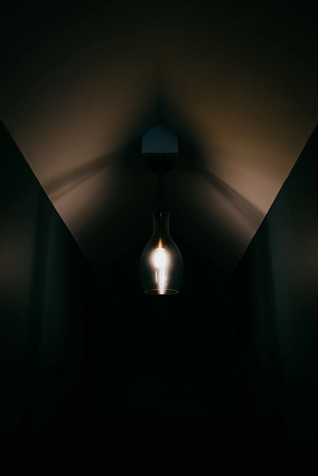 Swanky Bolt Studios - 20511 Morewood - Details-6.jpg