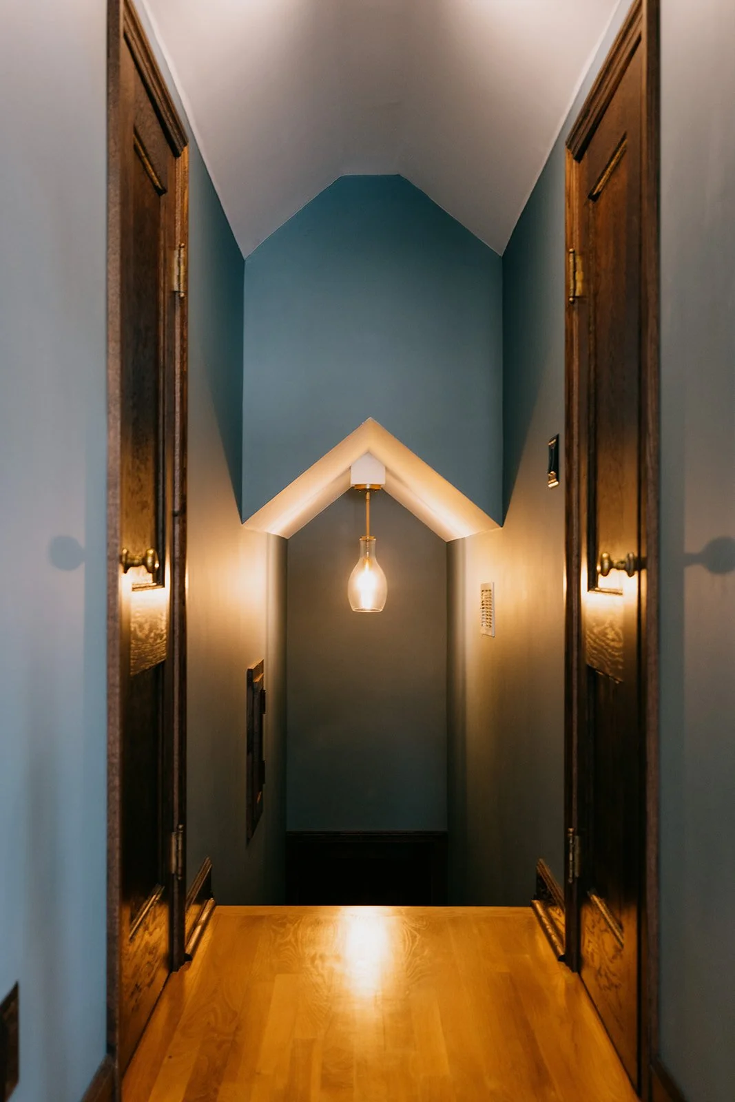 Swanky Bolt Studios - 20511 Morewood - Details-7.jpg