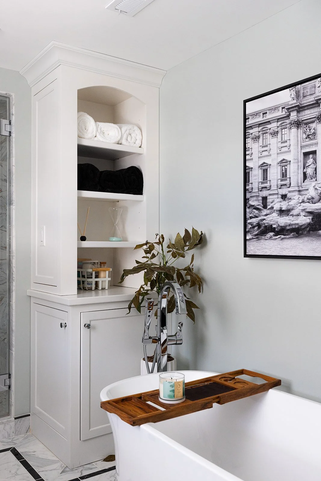 Swanky Bolt Studios - 20511 Morewood - Details-15.jpg