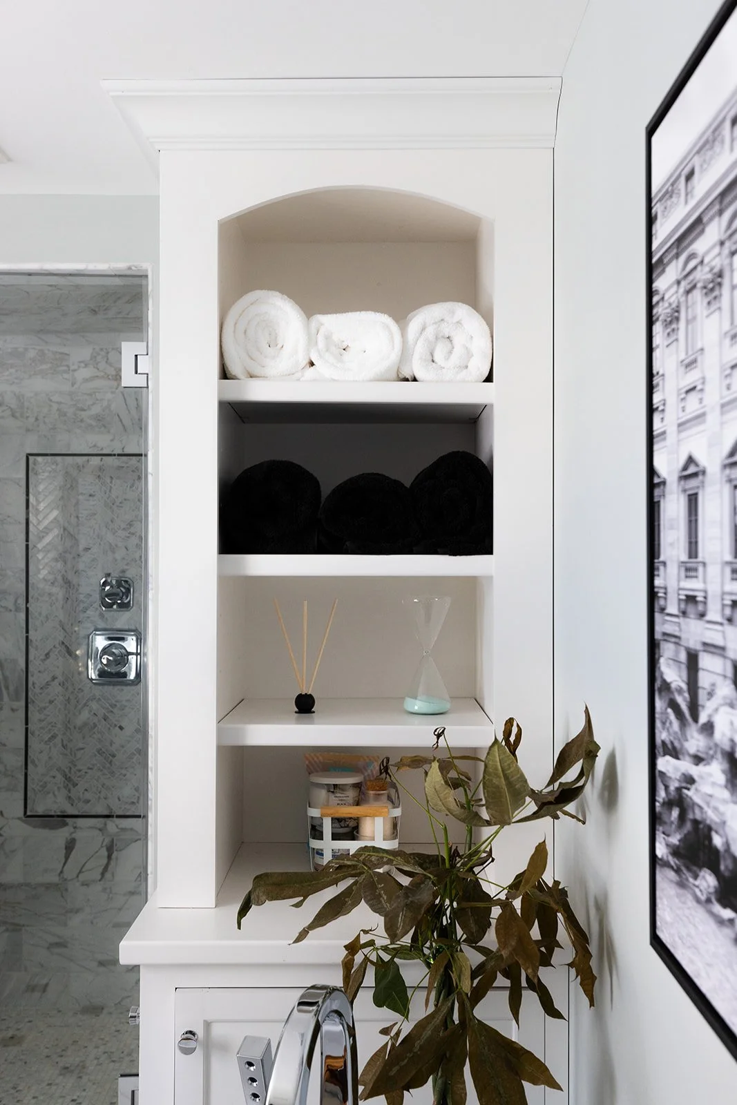 Swanky Bolt Studios - 20511 Morewood - Details-14.jpg