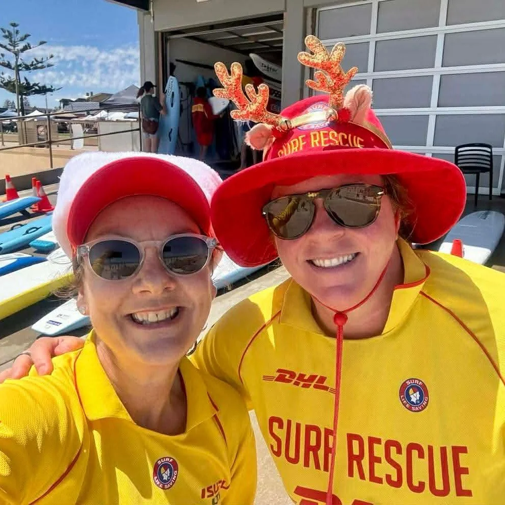 🎅🏼 ONLY THREE MORE SLEEPS 

There's nothing White Patrol enjoys more* than dressing up! 

*except for people swimming between the flags