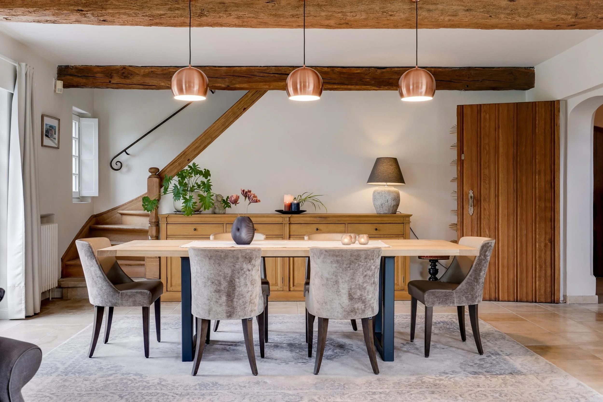 Een gezellige eetkamer in Roosdaal