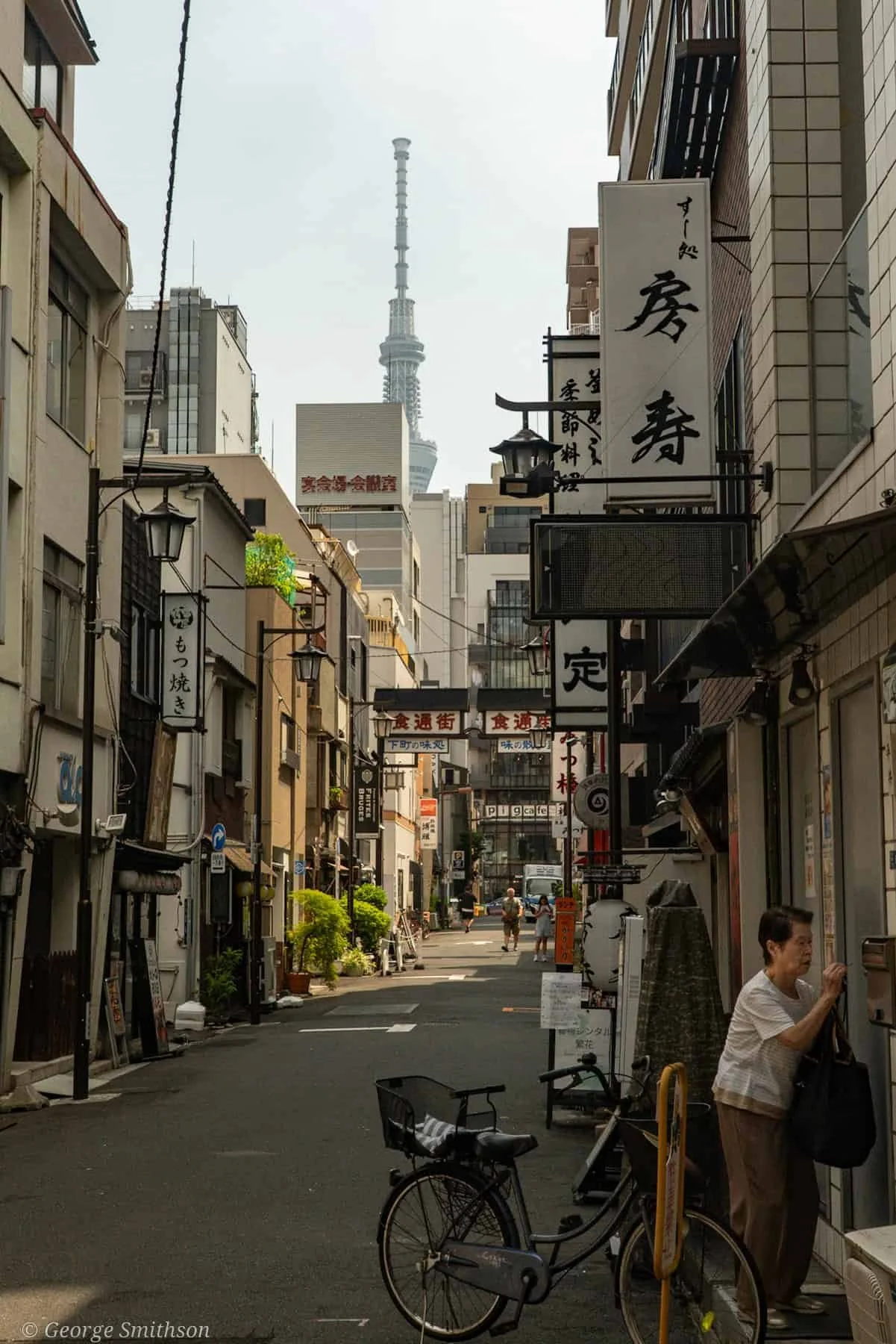 Heading home. Tokyo, 2025