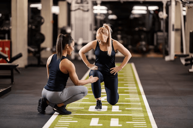 Best female personal trainer in Kalamazoo & Portage, MI Valarie Bader