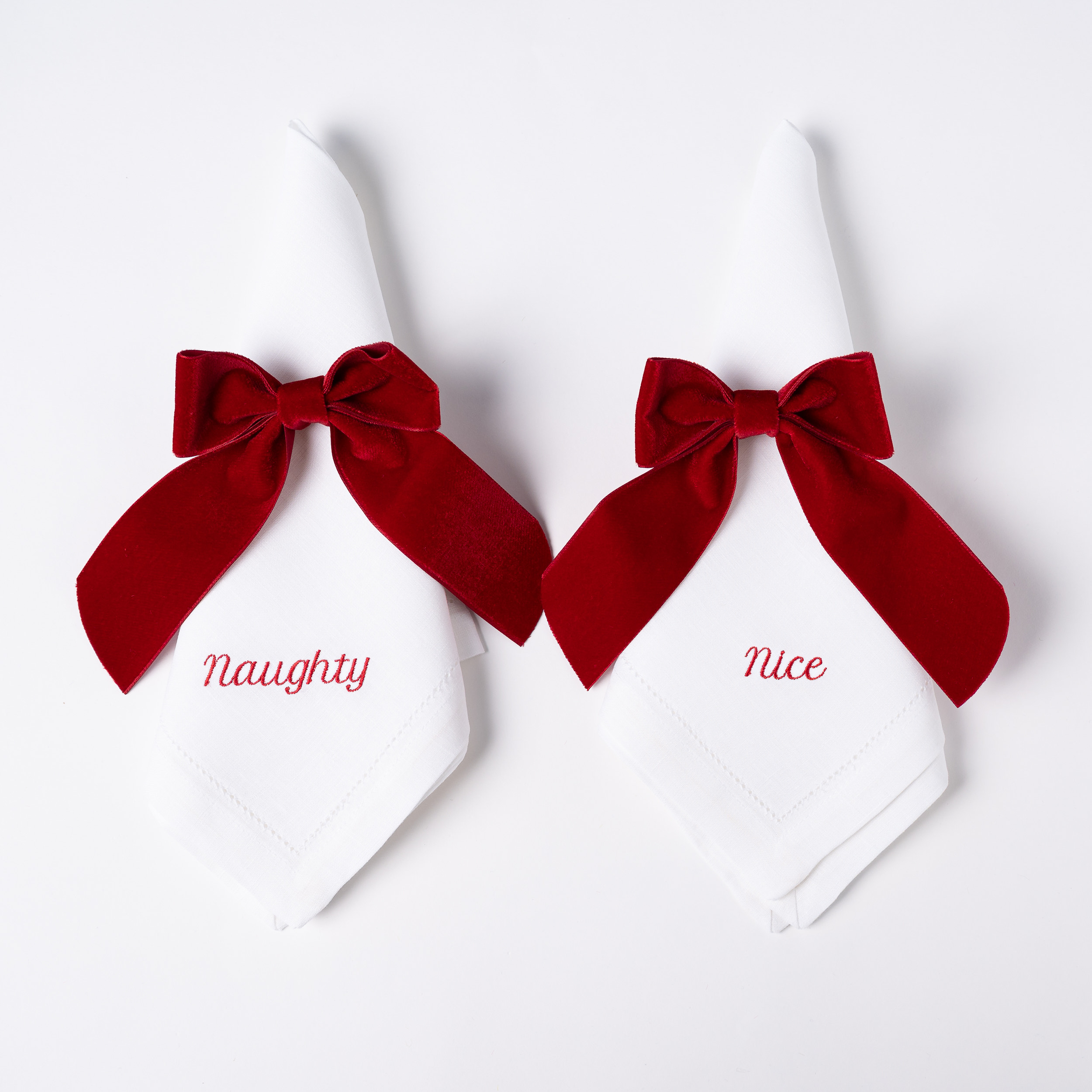 -Holiday-ready diner napkins and disposables