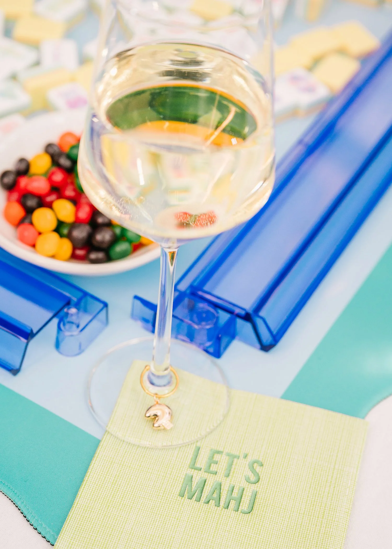 How to Host the Perfect Mahjong Game Night (With Style, Snacks, and Zero Stress)