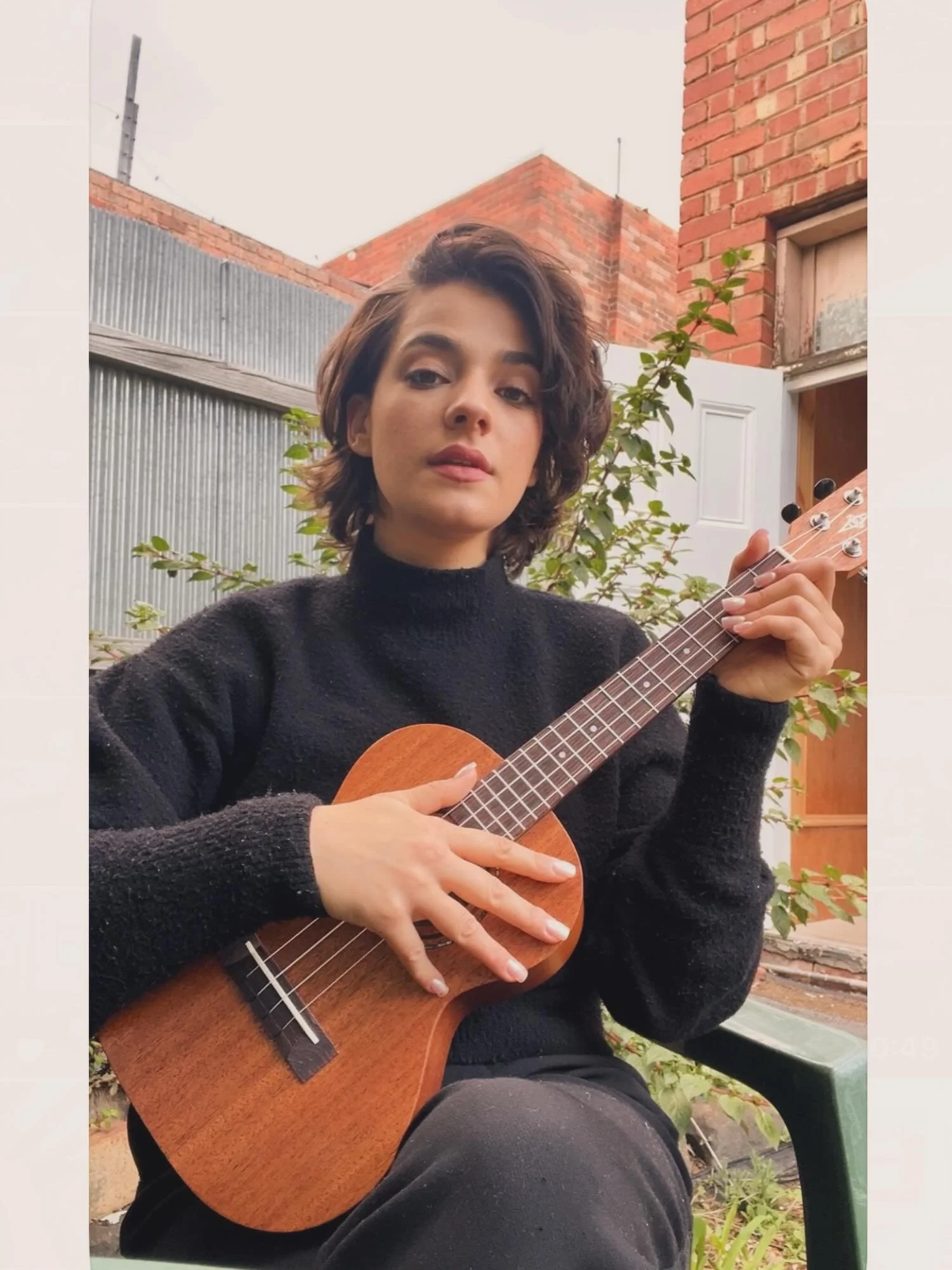 so underqualified but if i had an album cover it would look like this #naarm #ukulele #singingpractice