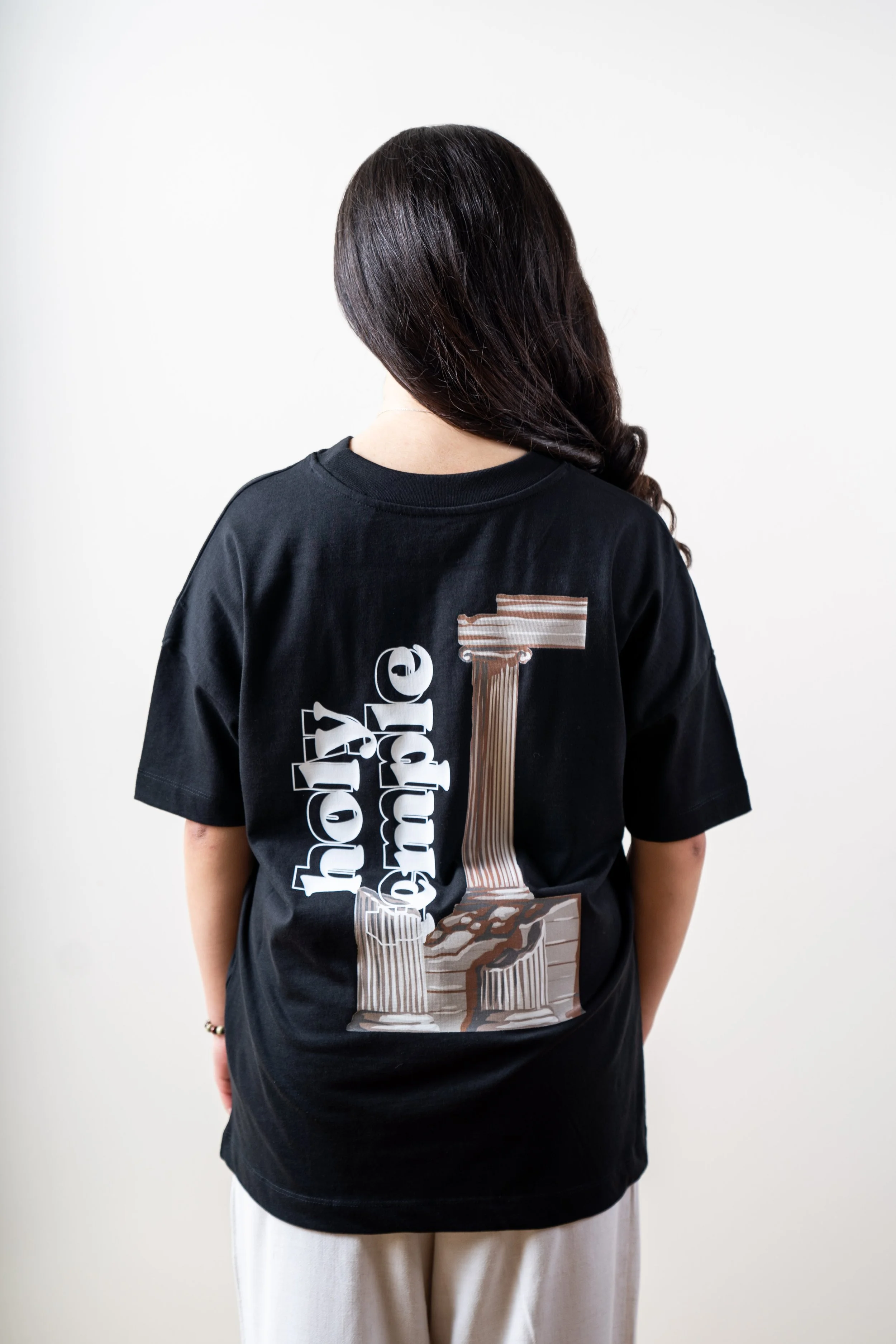 Holy Temple - Schwarz
28 €