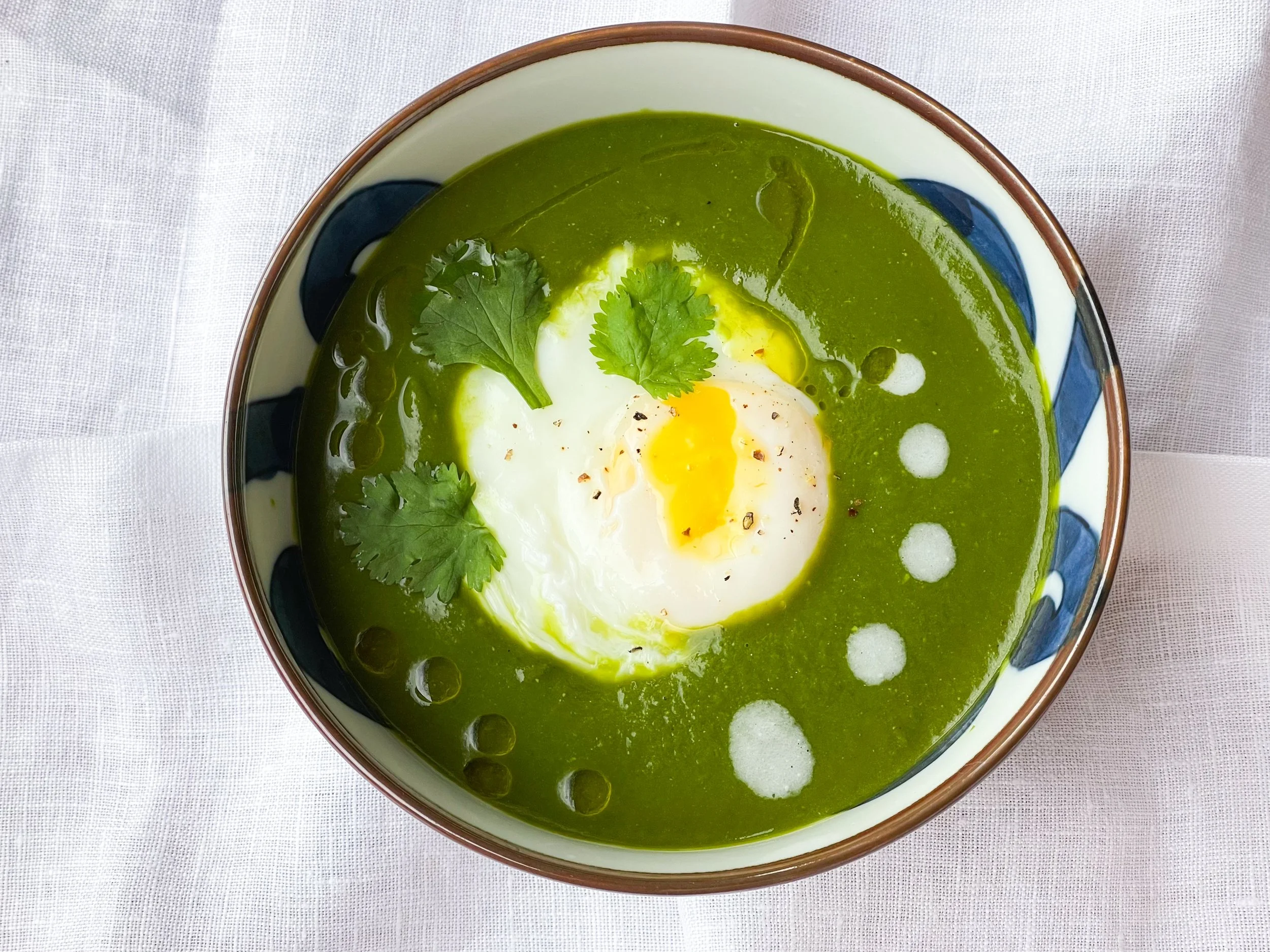 Nourishing Creamy Spinach &amp; Coconut Soup