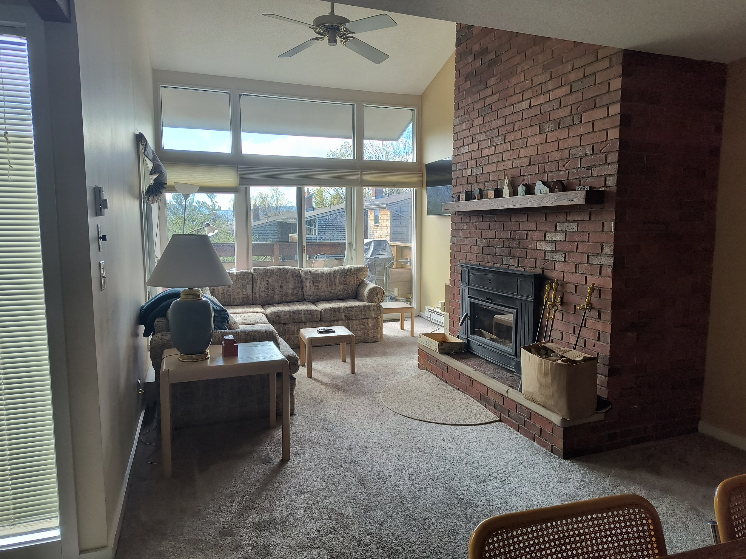 Livingroom with large windows