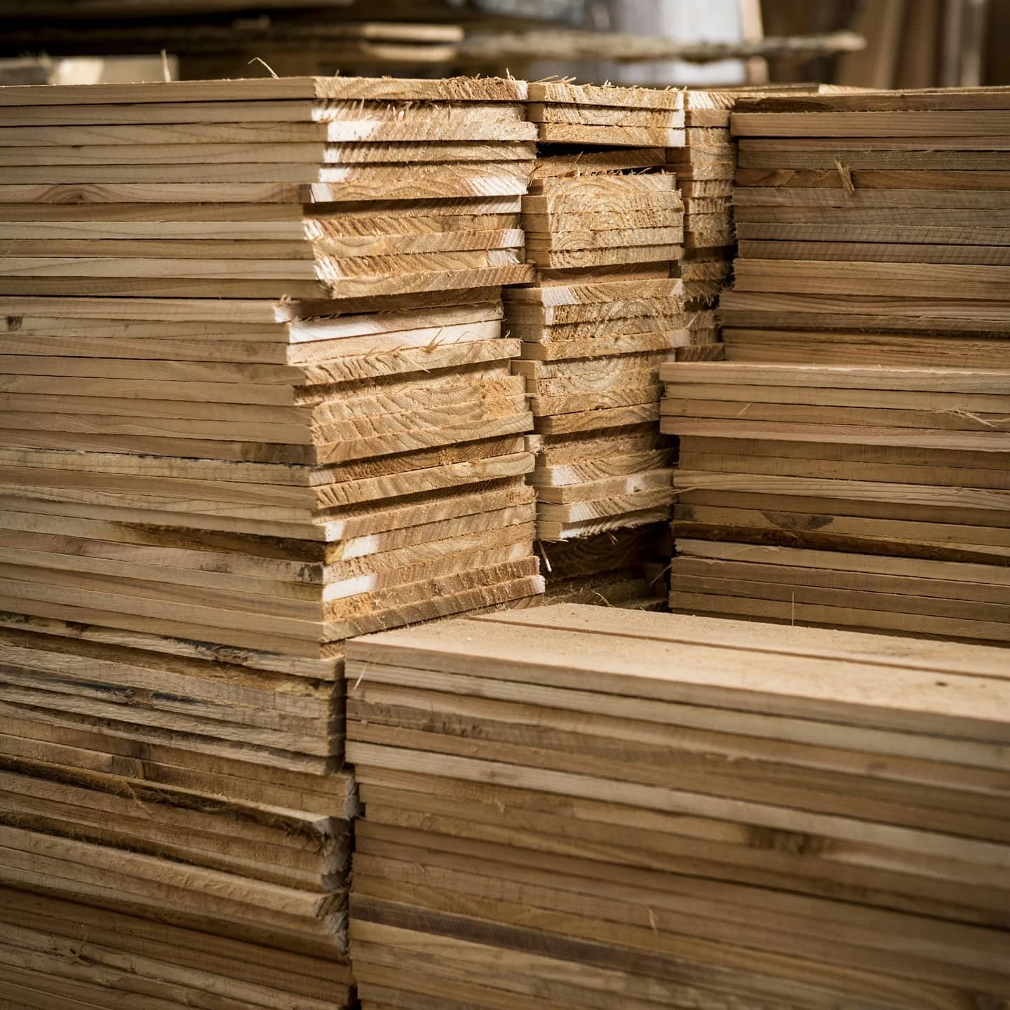 #naturalwood #redcedarwood#shingles #redcedarshingles #woodsupplier #shinglessuplier#timberyarddevon