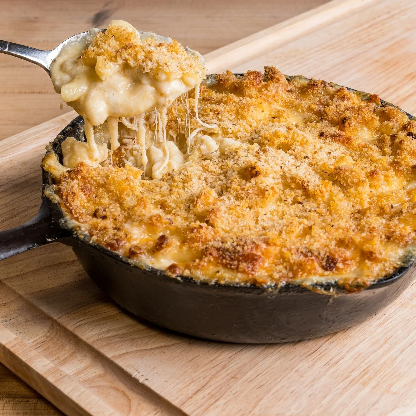 ❤️🏈 LOVE &amp; FOOTBALL WEEKEND 🏈❤️

Beef Wellingtons for Valentine&rsquo;s Day.
Smoked wings, mac &amp; cheese, lasagna &amp; comfort-food favorites for the Super Bowl.

Romance on Friday.
Kickoff on Sunday.
We&rsquo;ve got dinner covered.

Pre-or