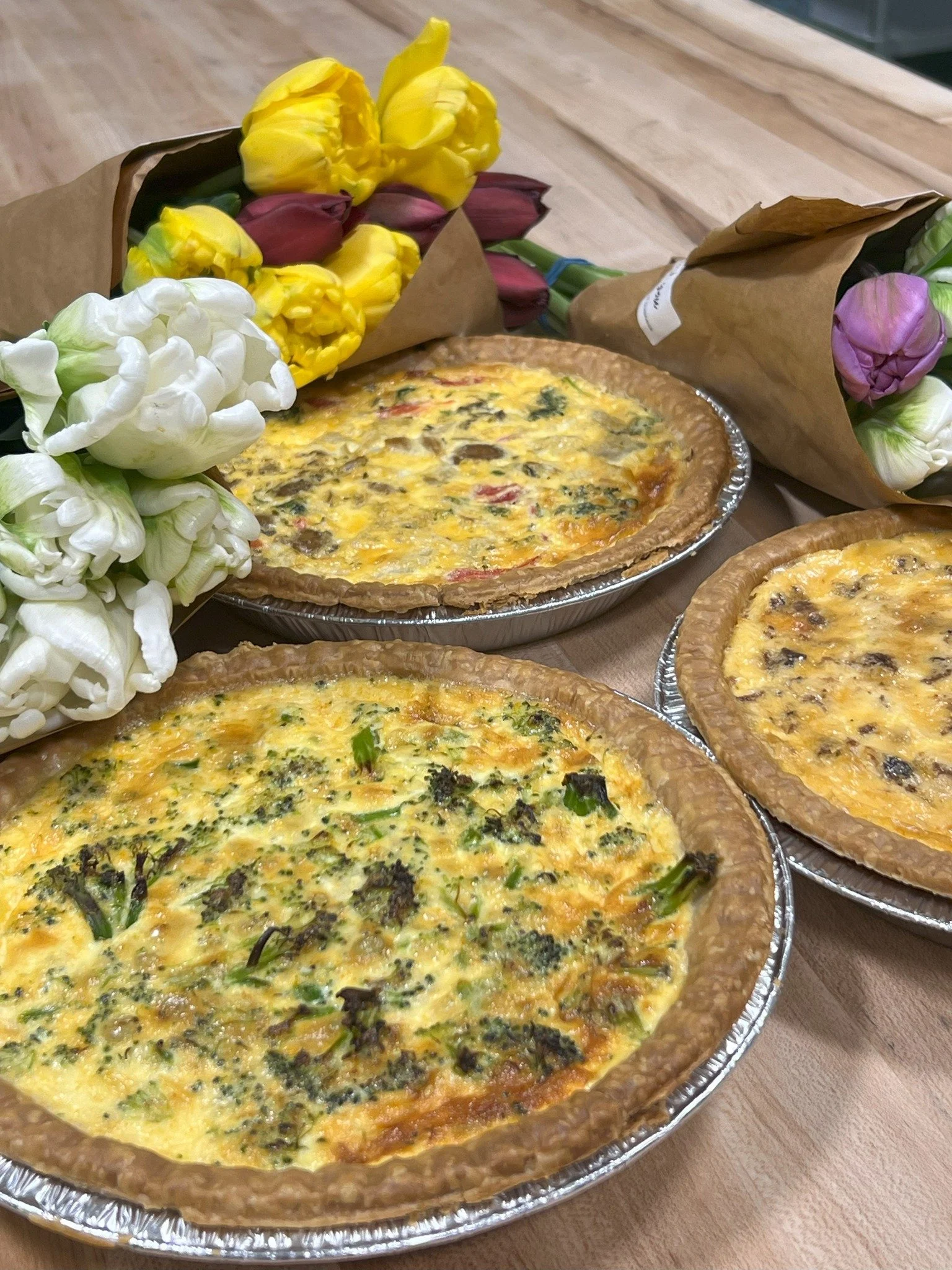 🌷 Easter brunch made easy.

If you're planning a gathering this weekend, our house-made quiche is ready to take a little work off your plate.

Each one starts with Dreamwalker Farm pastured eggs, blended with rich dairy from Monument Farms, and fini