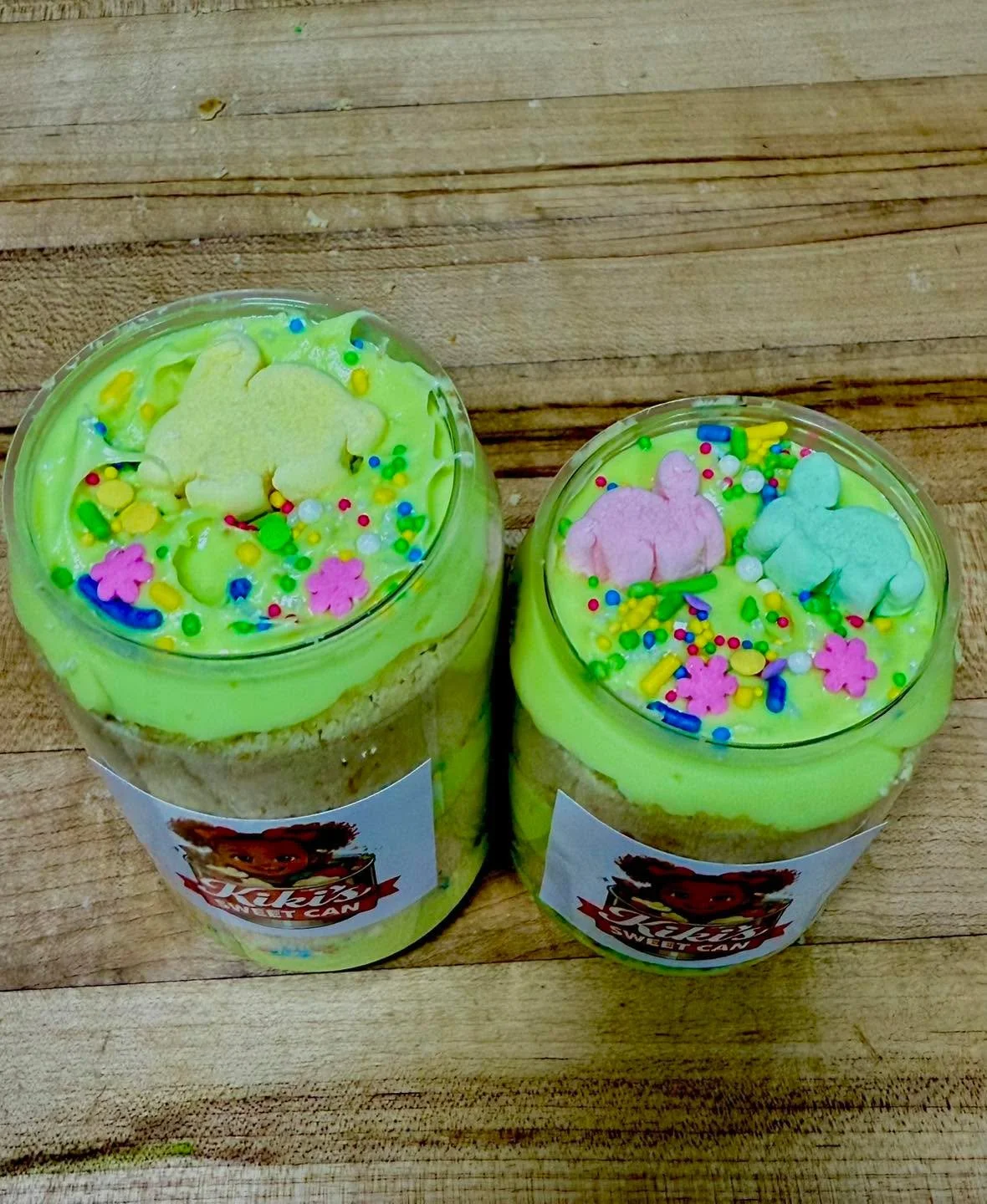 New flavor drop: Easter Bunny Surprise! 🐰🧁
Vanilla cake layered with cream cheese frosting, topped with sprinkles and marshmallow bunnies for that perfect Easter vibe and for filling Easter baskets. 

Available now, exclusively at @themillmarket&md