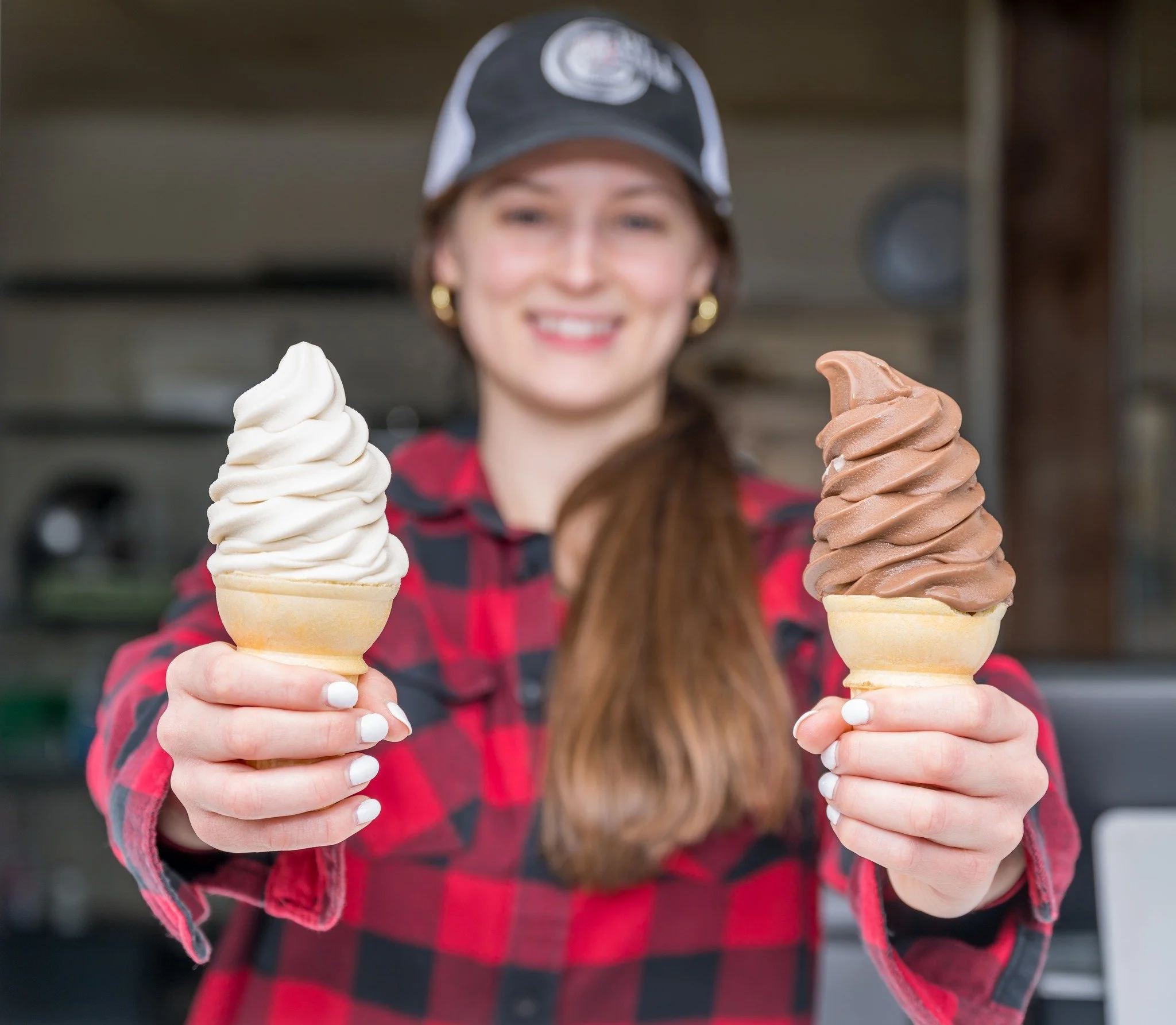 🍦 IT&rsquo;S CREEMEE TIME 🍦

The window is OPEN!
Maple &amp; Vanilla creemees are flowing&mdash;plus dairy-free options so everyone gets a swirl.  Plus fabulous hard ice cream from Island Ice Cream.

🕓 Opening today at 4:00
☀️ Weekend hours: Satur