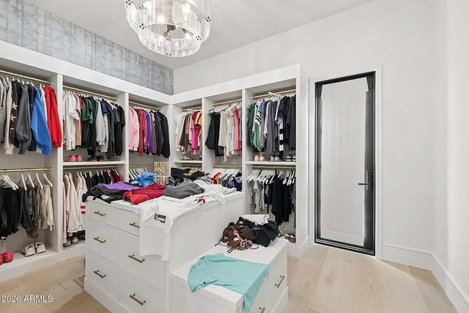 ba395a14b72872a30c5aa3c61ccdbb94-uncropped_scaled_within_1536_1152.webp