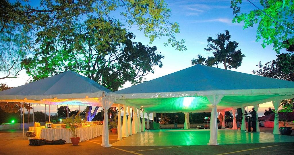Fully dressed tents