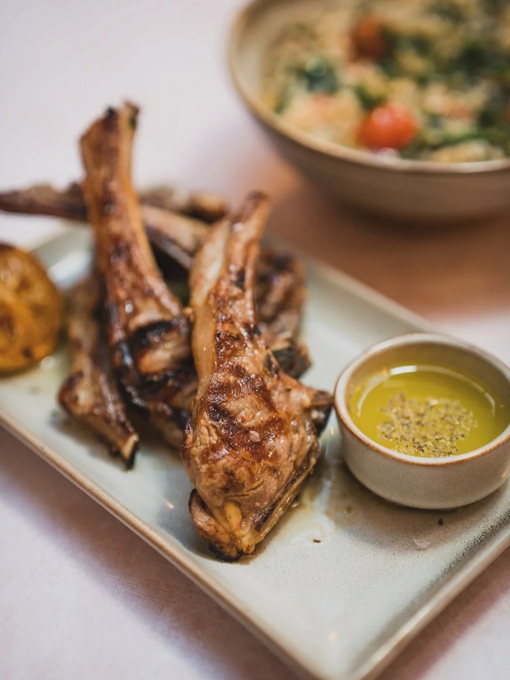 Fire changes everything. 
It adds a smoky depth, keeps every bite juicy, and gives that perfect char you can&rsquo;t fake. 

#grekobeverley #greekfood #grillmeat