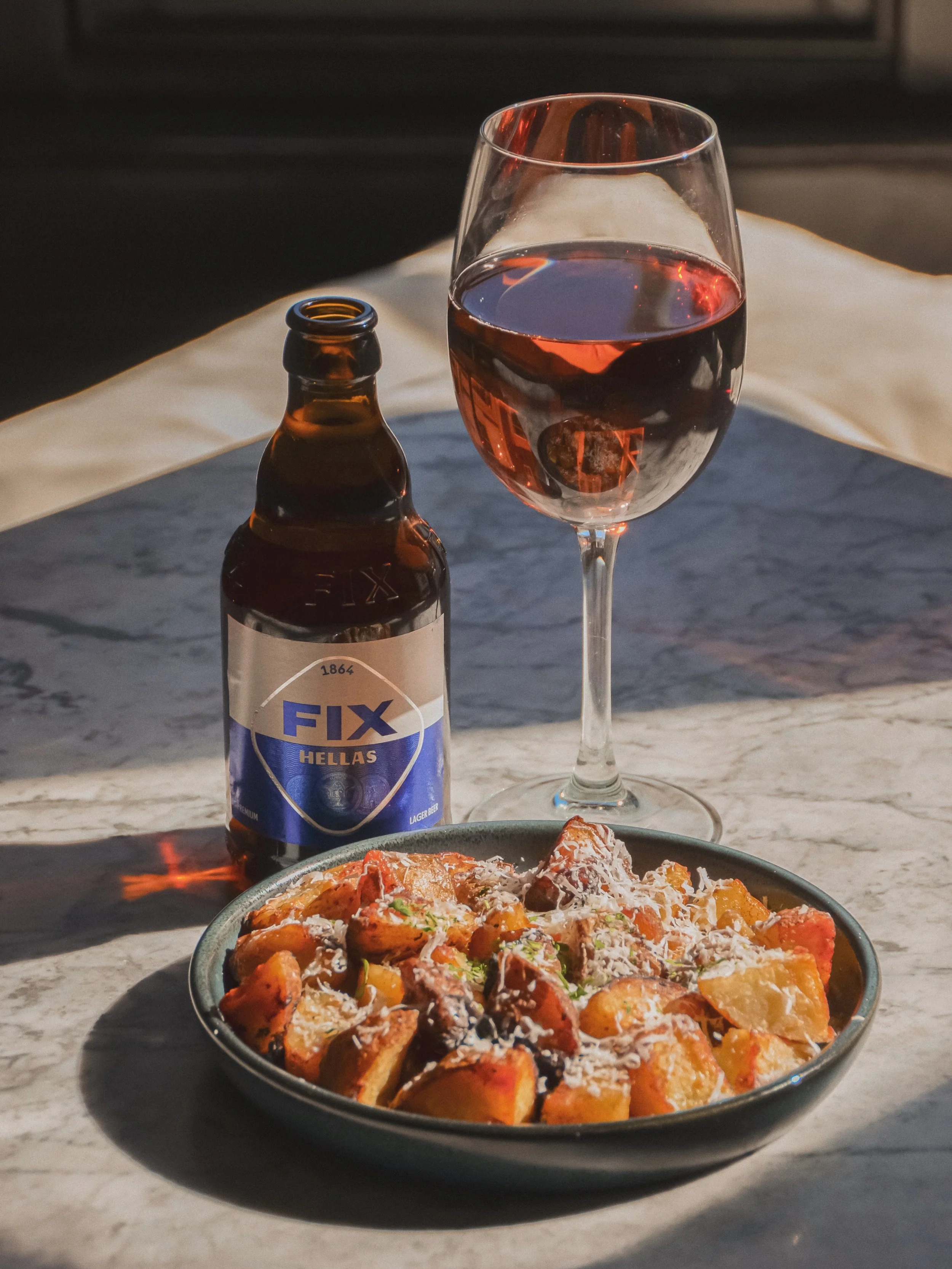 You, me, drinks &amp; snacks at Greko. Sounds like the perfect catch-up 💙🇬🇷

#grekobeverley #greekrestaurant