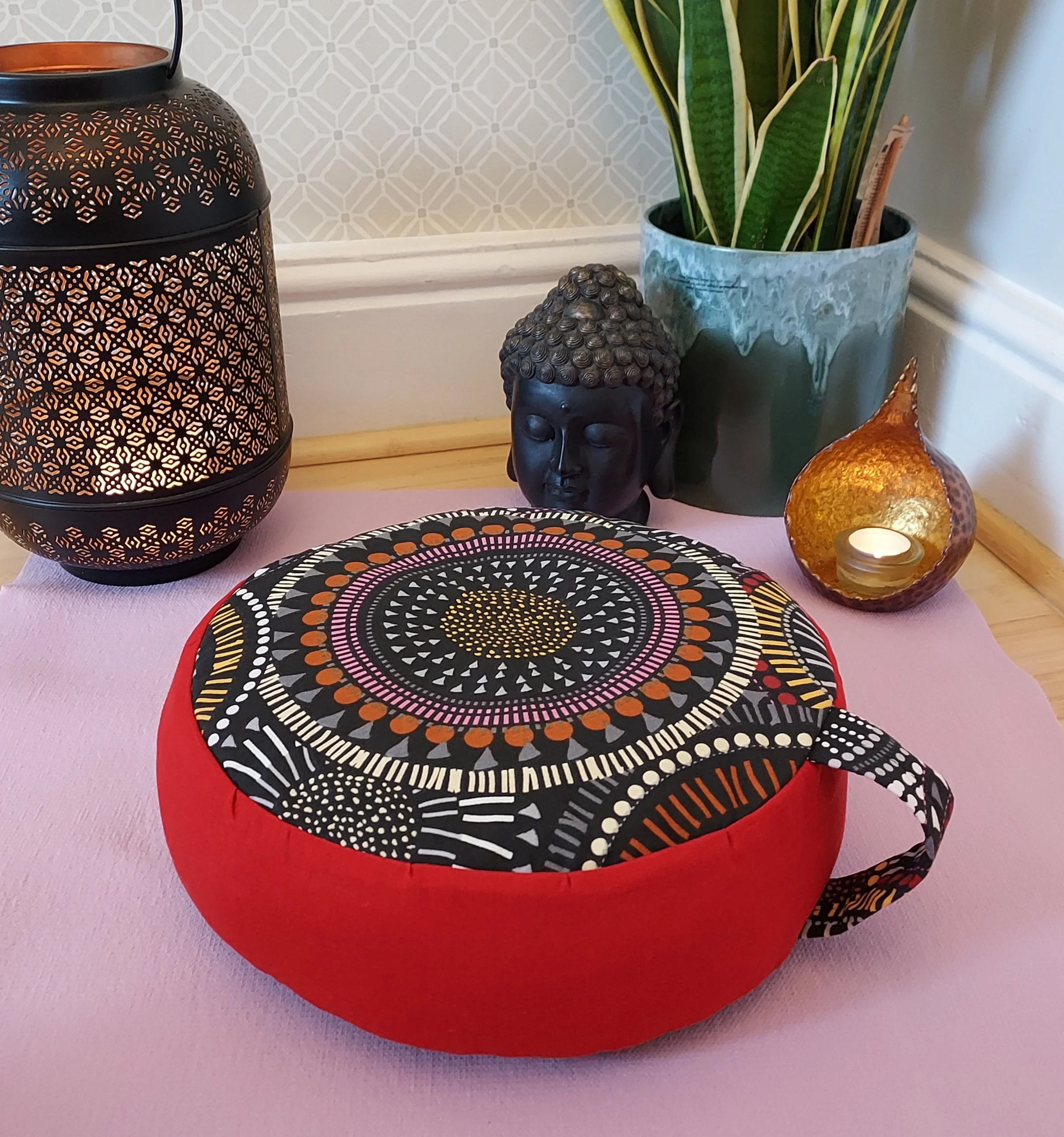 Dot Pattern Organic Buckwheat Meditation Cushion