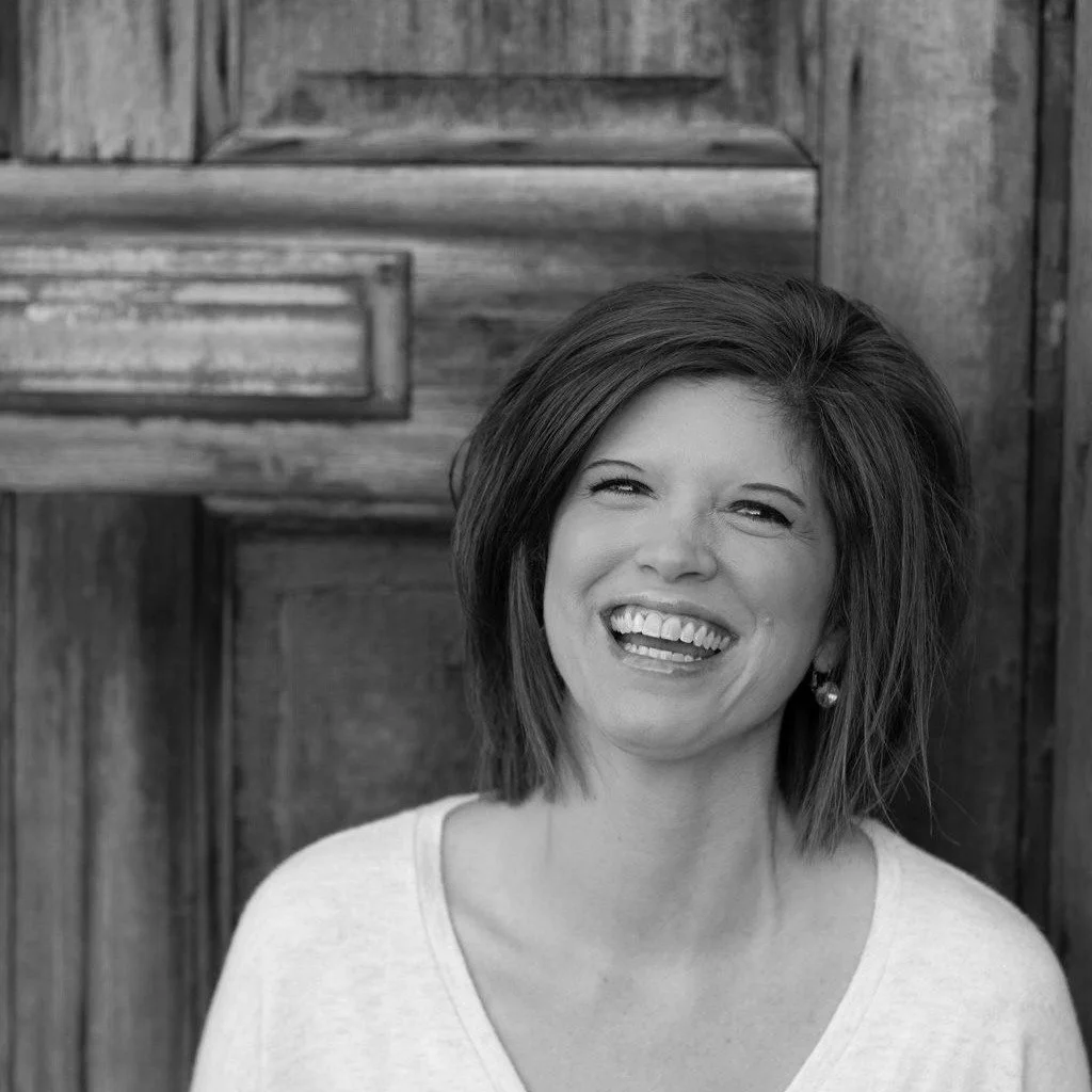 Just want to share a little about me.

Hi, I'm Tara 🌟

If you&rsquo;re new here, welcome.
If you know me, you may already know I don&rsquo;t do surface-level wellness.

I didn&rsquo;t land in this work because it was trendy. I landed here because my