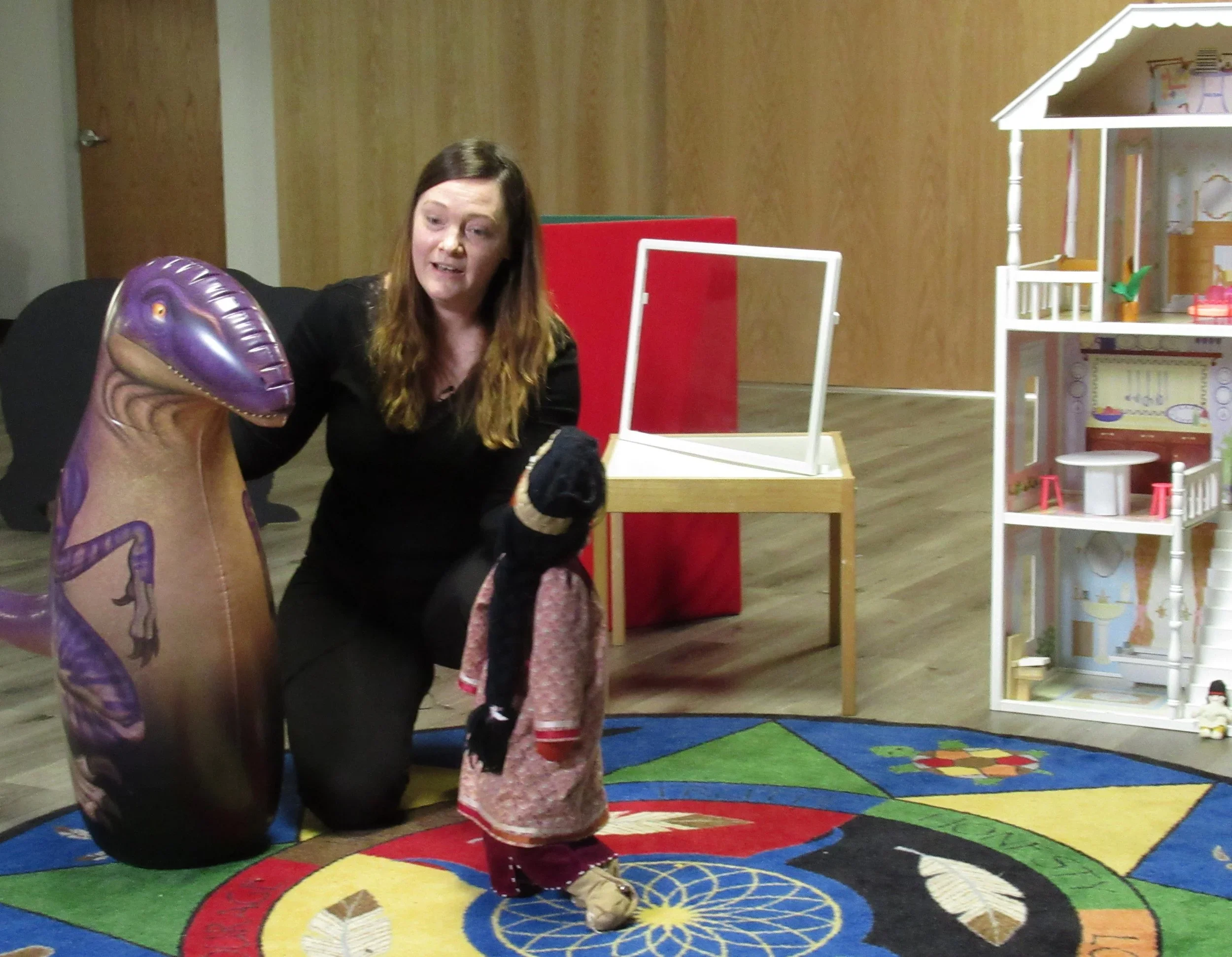 Teiotsistokwahte+telling+her+friendship+story.webp