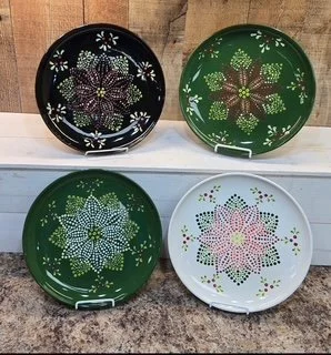 Poinsettia Dot Mandala Tray