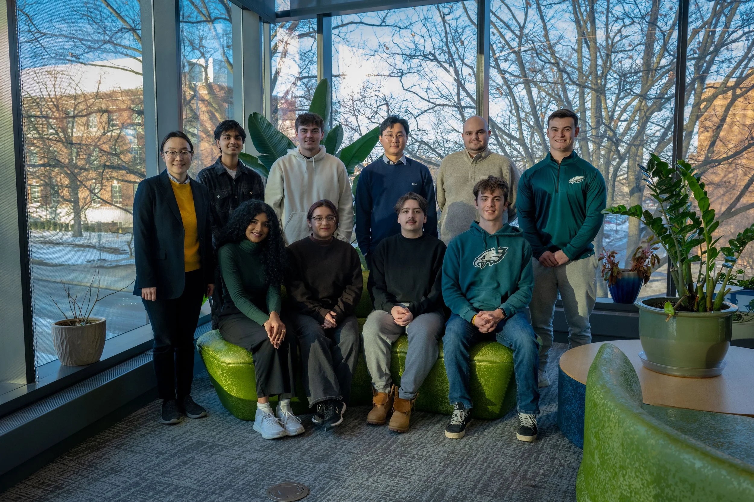 oh-lab-group.jpg