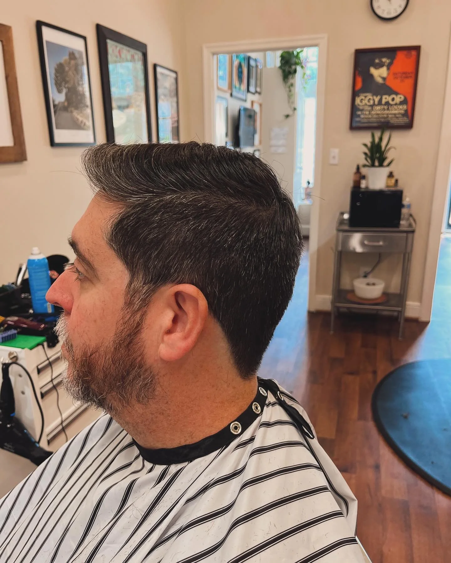 in the shop Sunday-Thursday this week! @station_10_barber 

#fandistrict #rva #rvabarber #barber #femalebarber #ladybarber #wahl #gamma #stylecraft #menshair #haircut