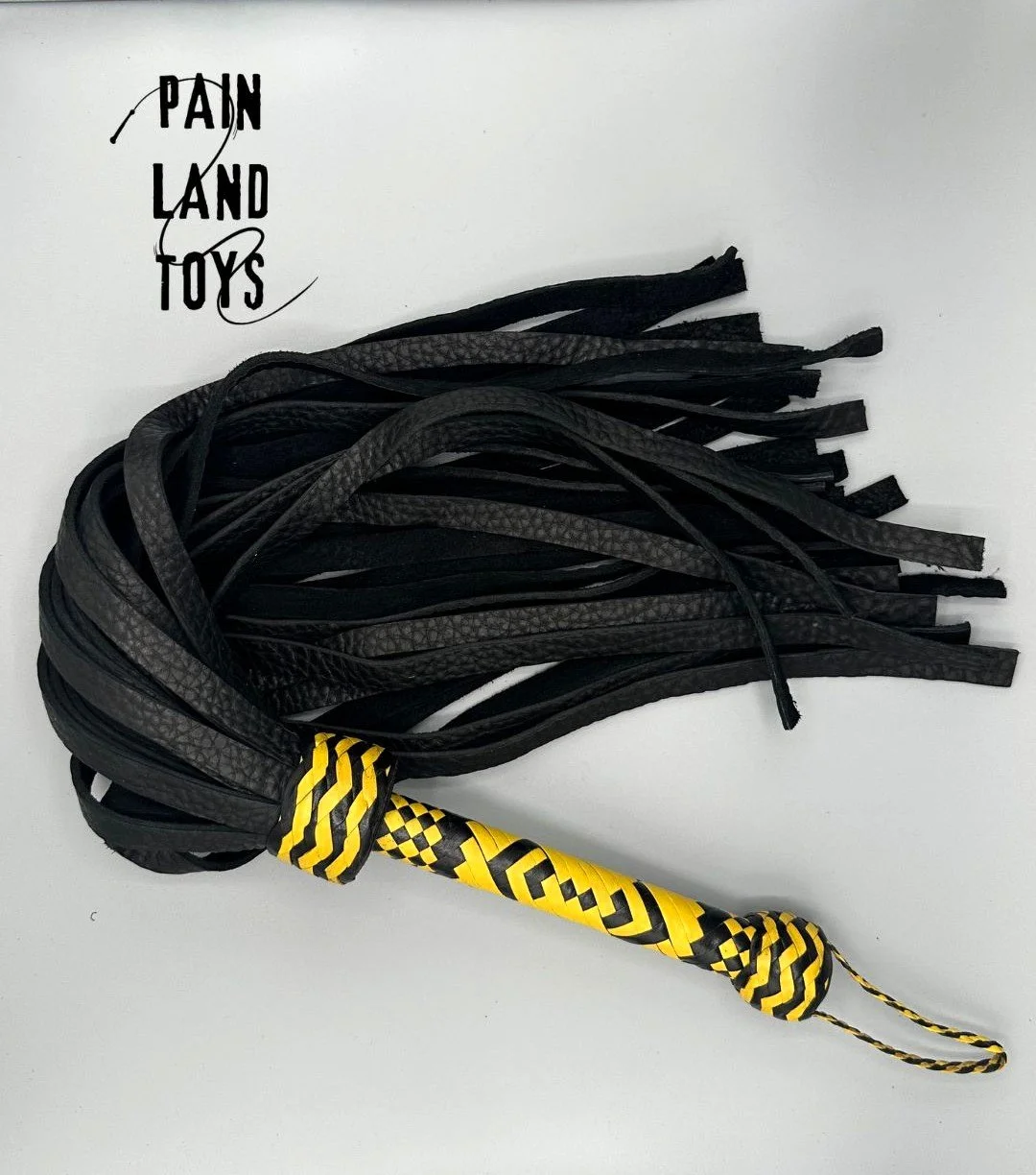 blackyellow16bullhideflogger.jpg