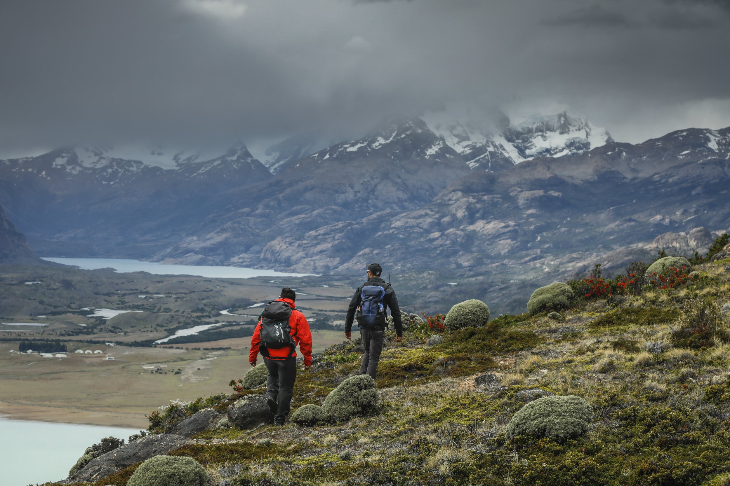 Expeditions_trekking_mirador cristina.jpg