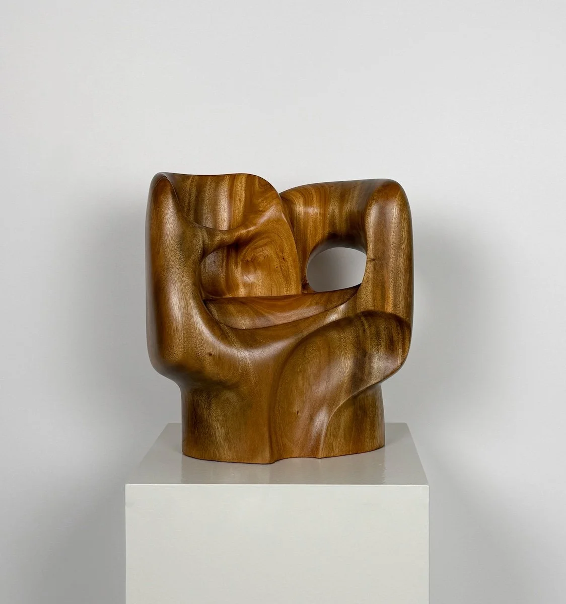 Fermin Castro - Synchronized, abstract standing wooden sculpture, african limba