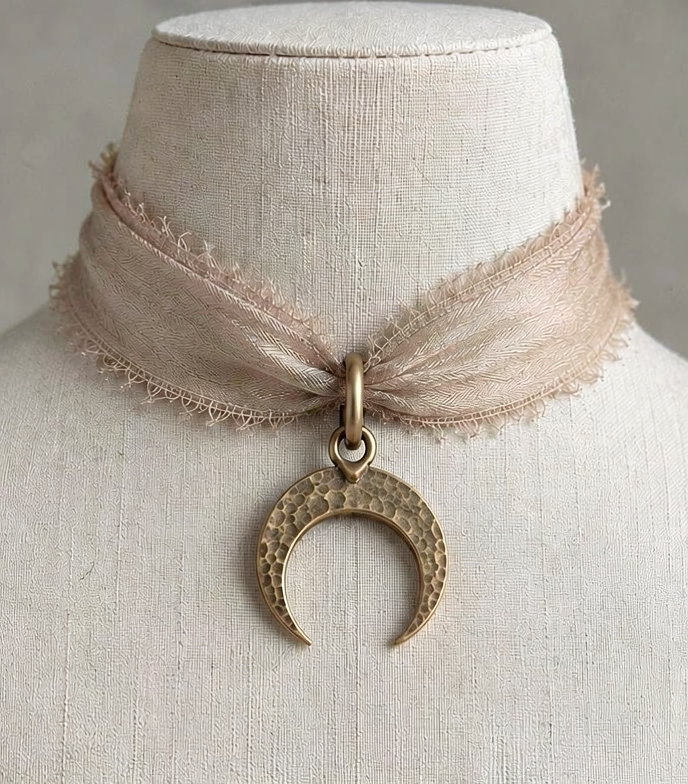 Morana Crescent Choker