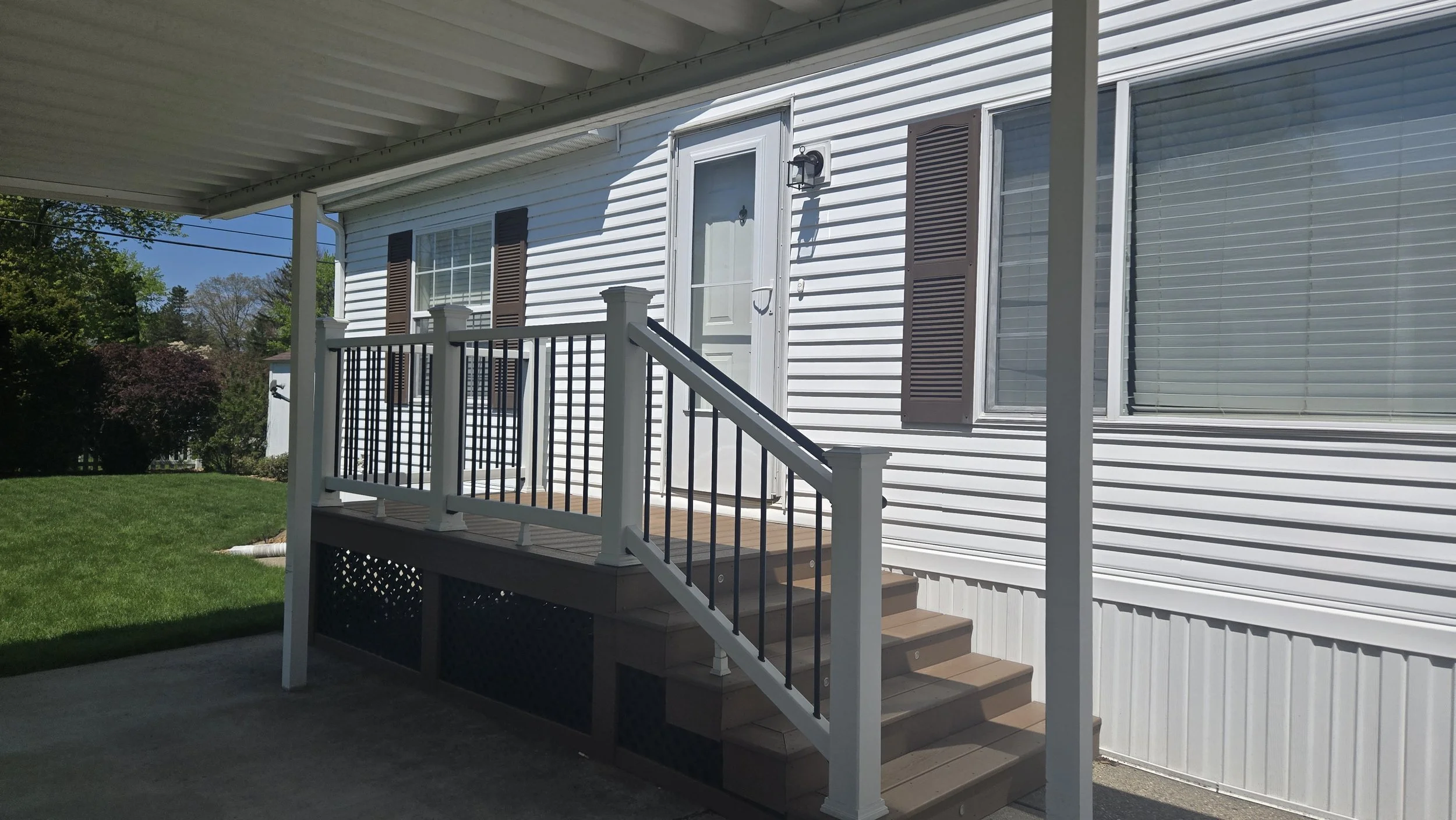 014 front porch.jpg